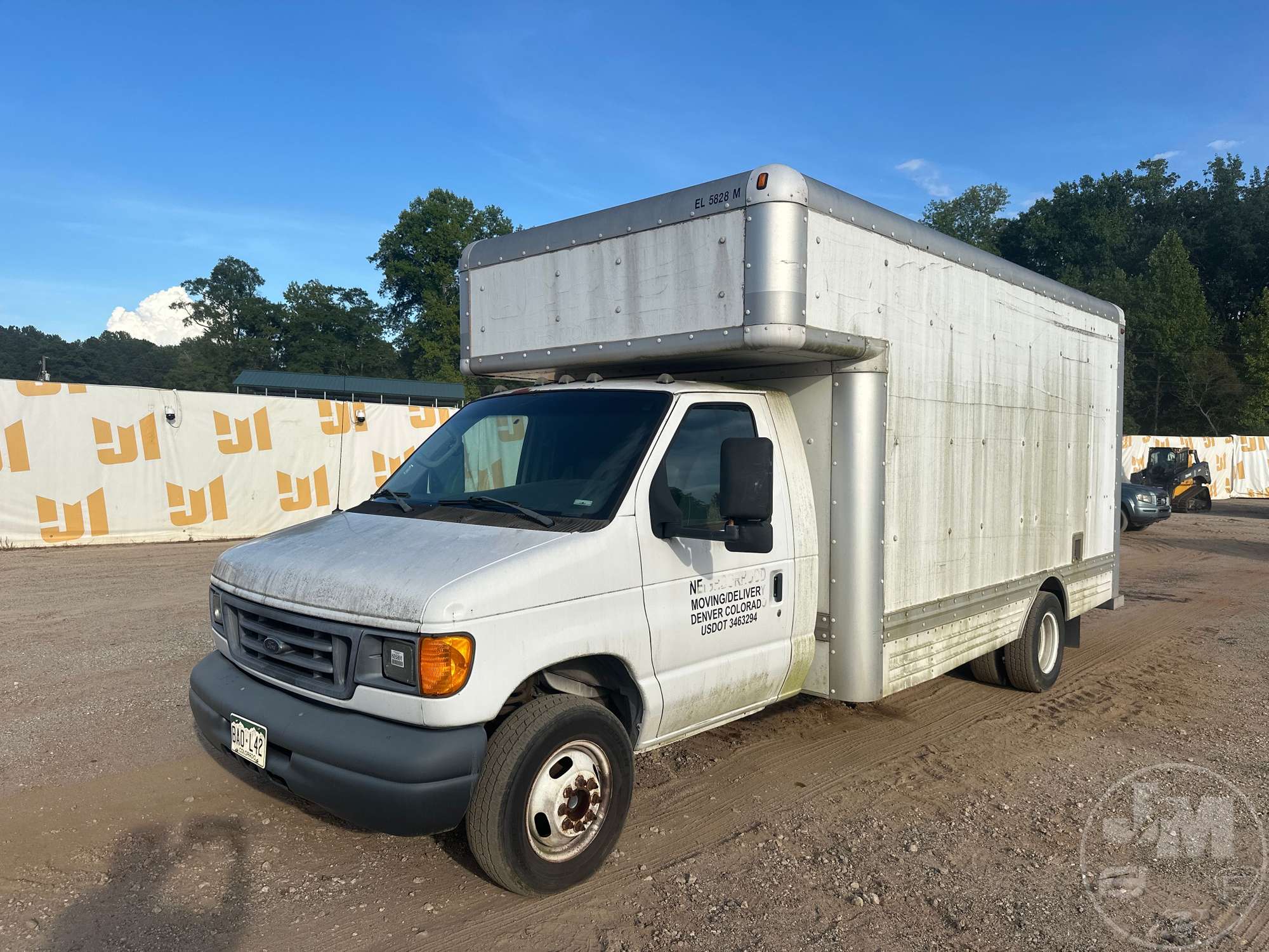 Photo of 2007 Ford E-450