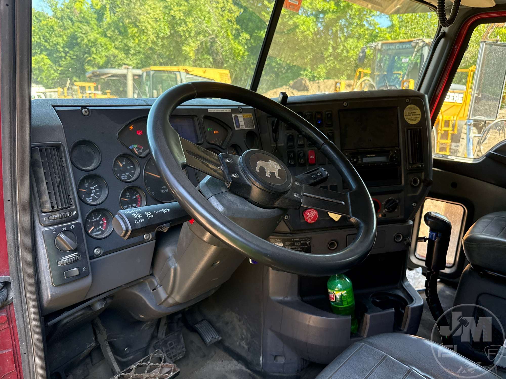 2009 Mack GU713