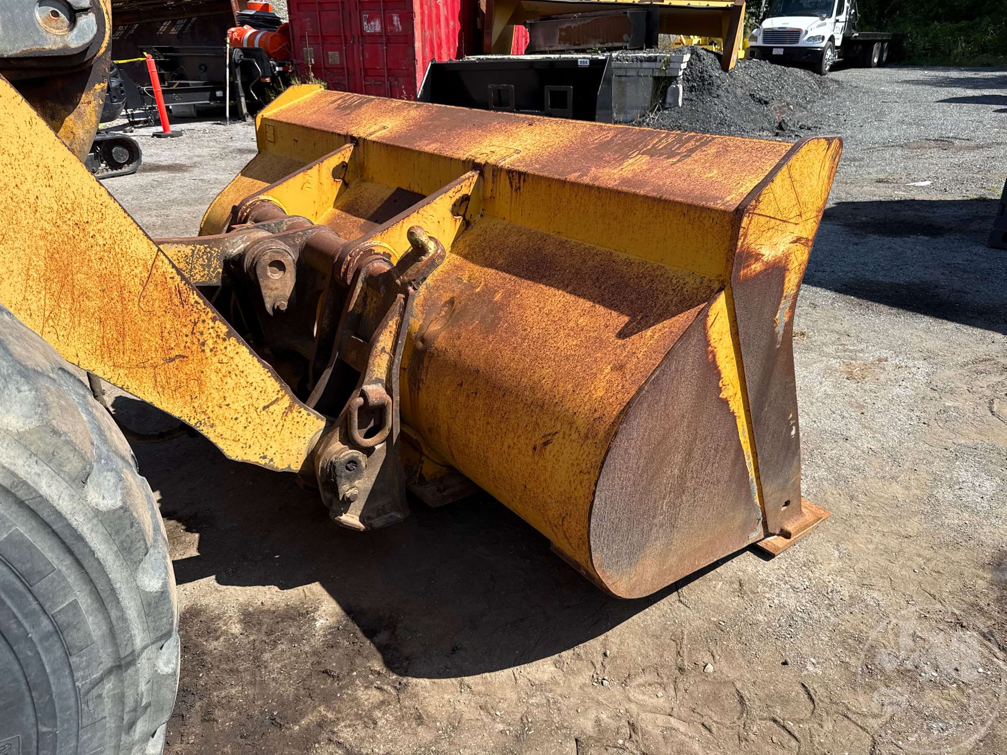 2001 John Deere 624H