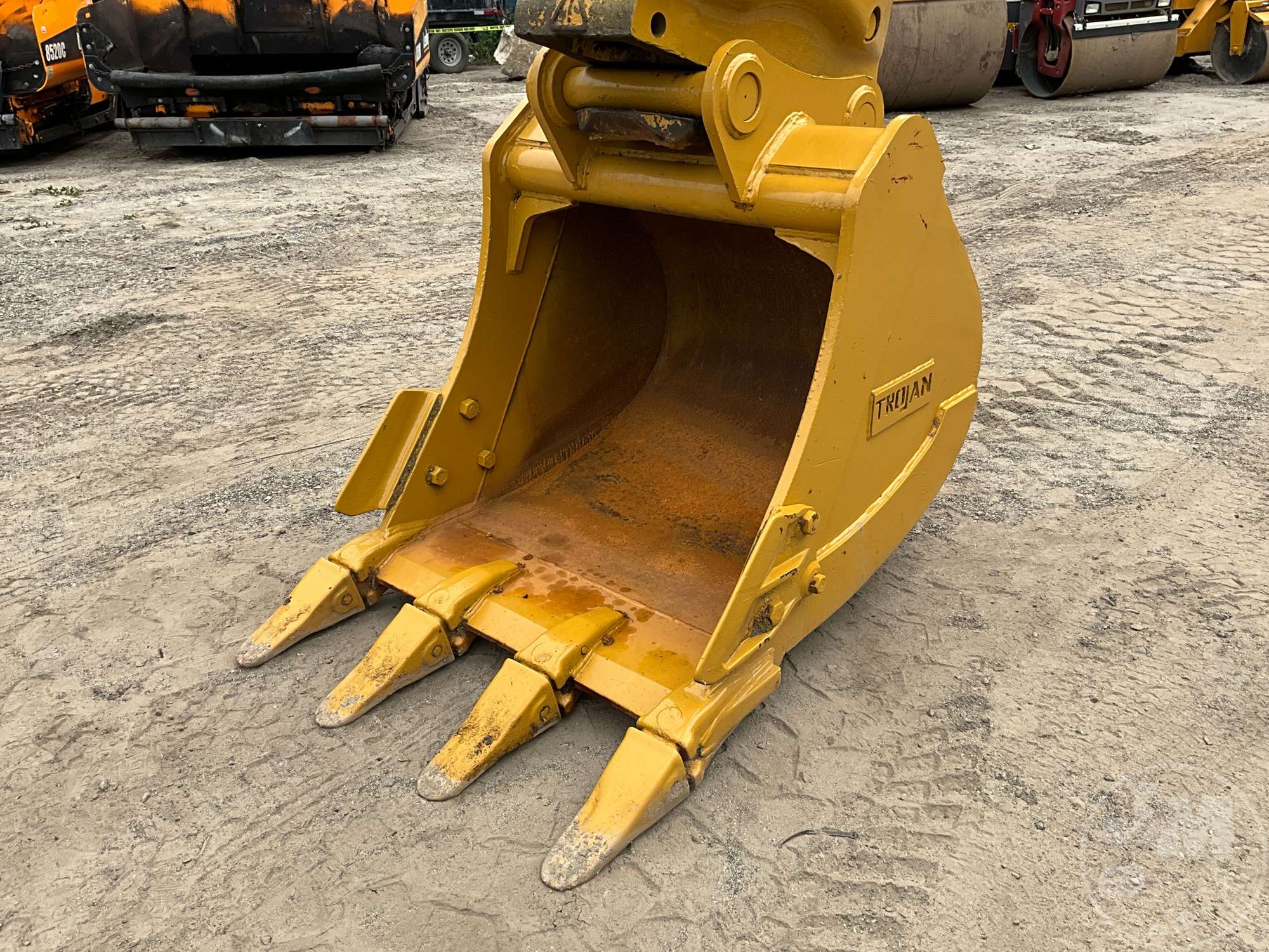 2012 Caterpillar 329E L