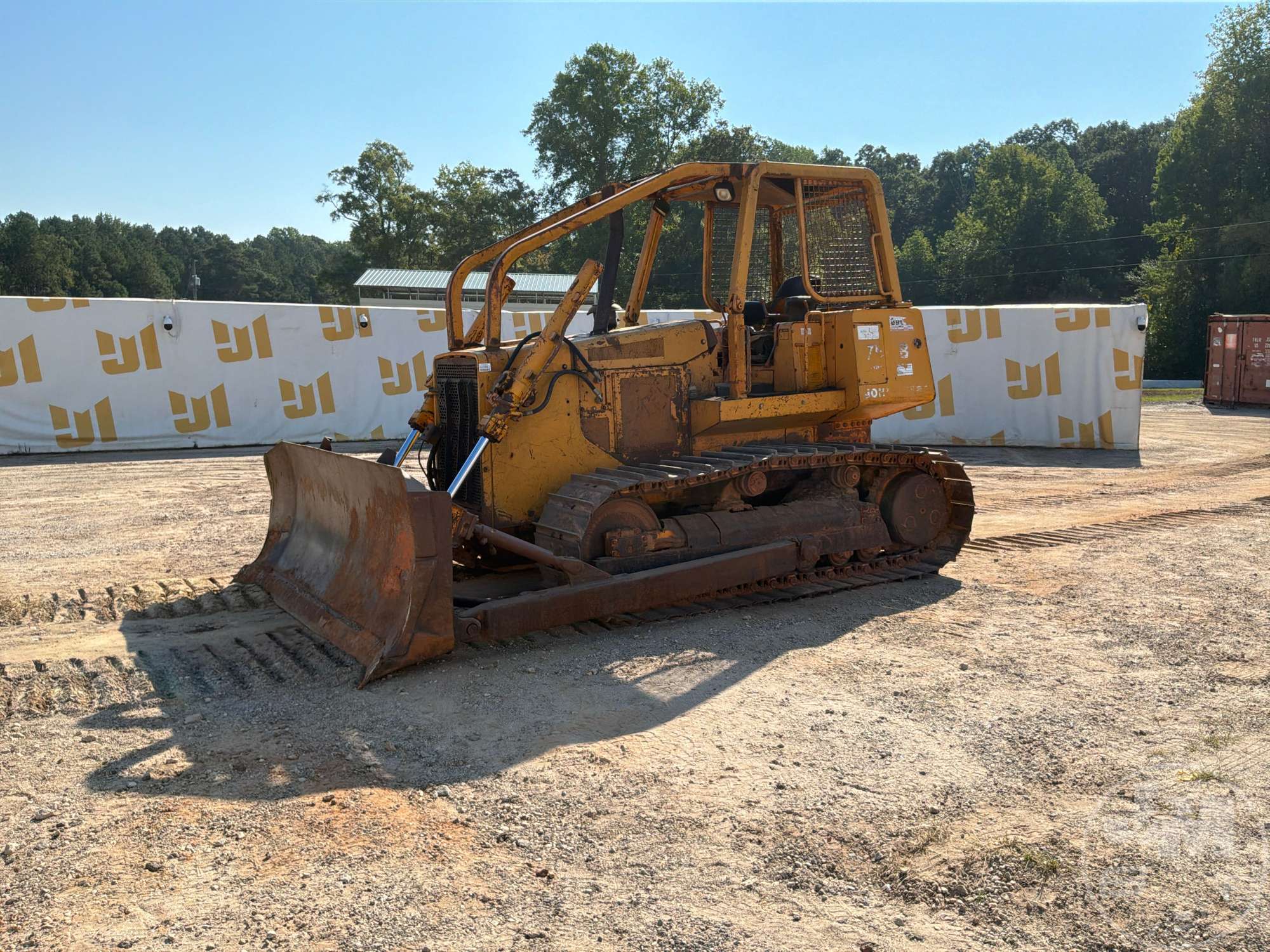 Photo of 1988 John Deere 750 B