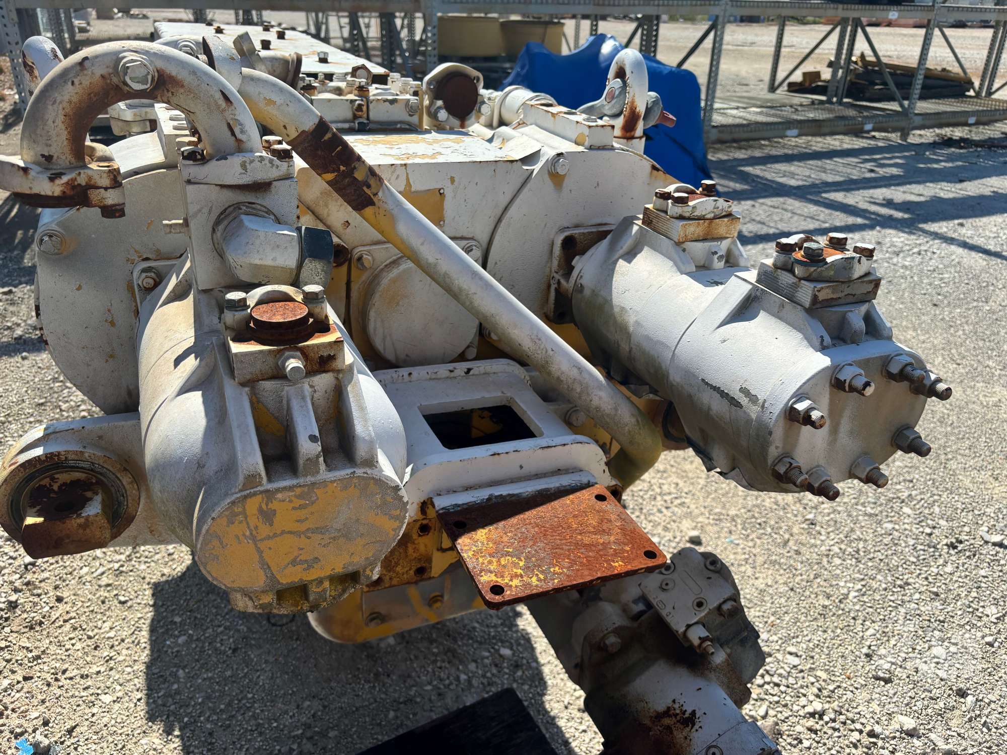 0 Komatsu 530M TRANSMISSION