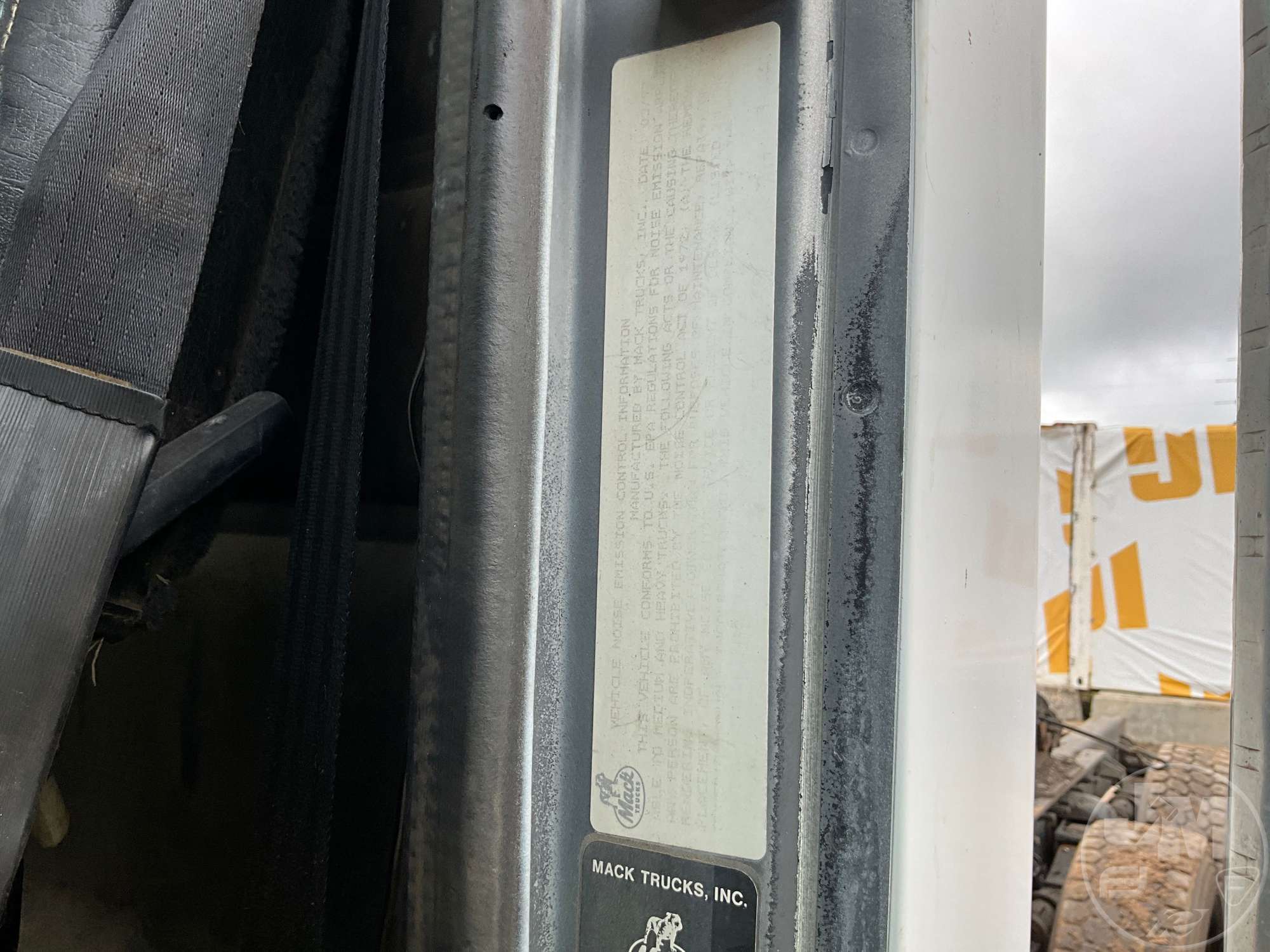 1997 Mack CH 613