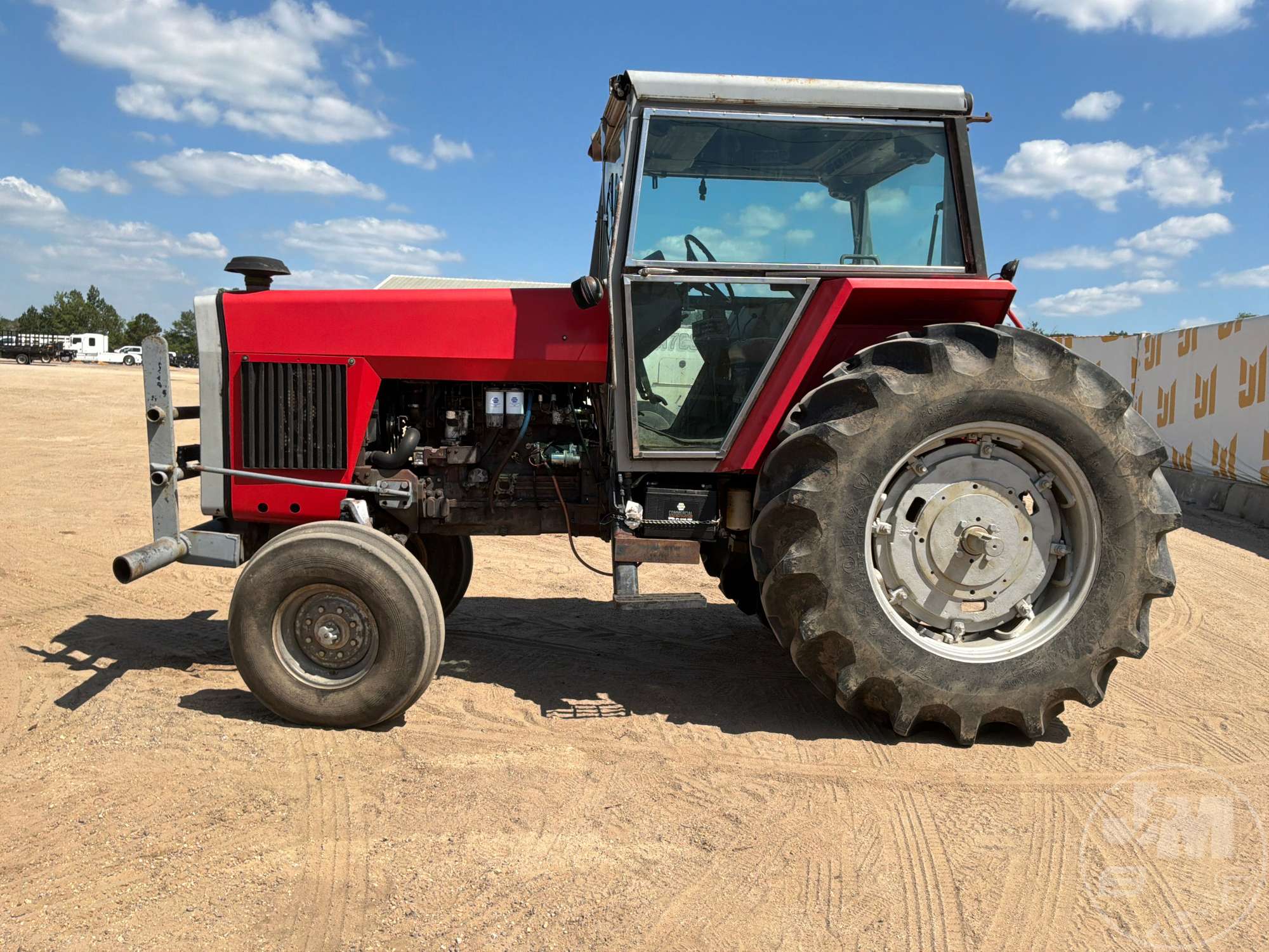 1981 Massey Ferguson 2675