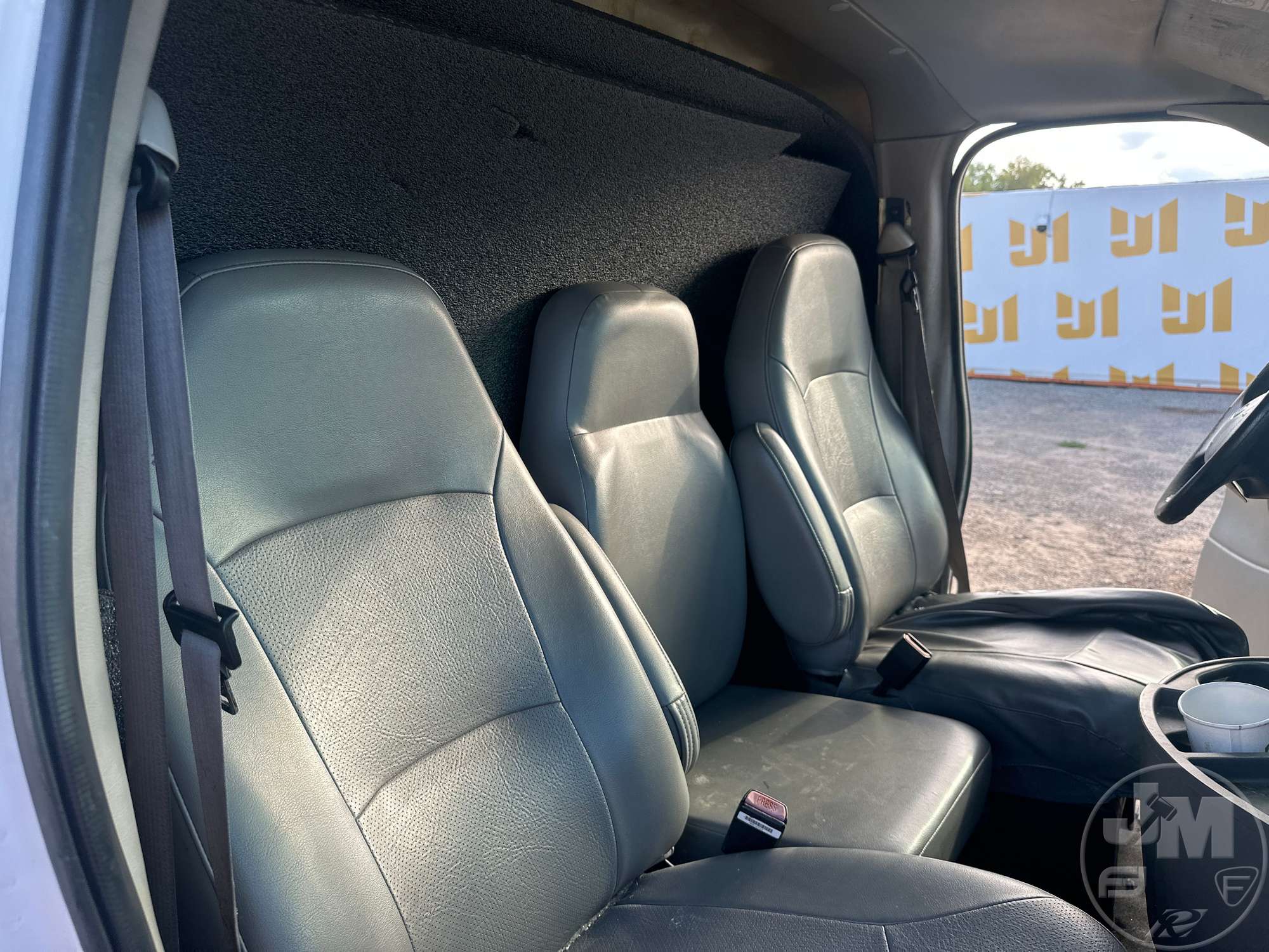 2007 Ford E-450