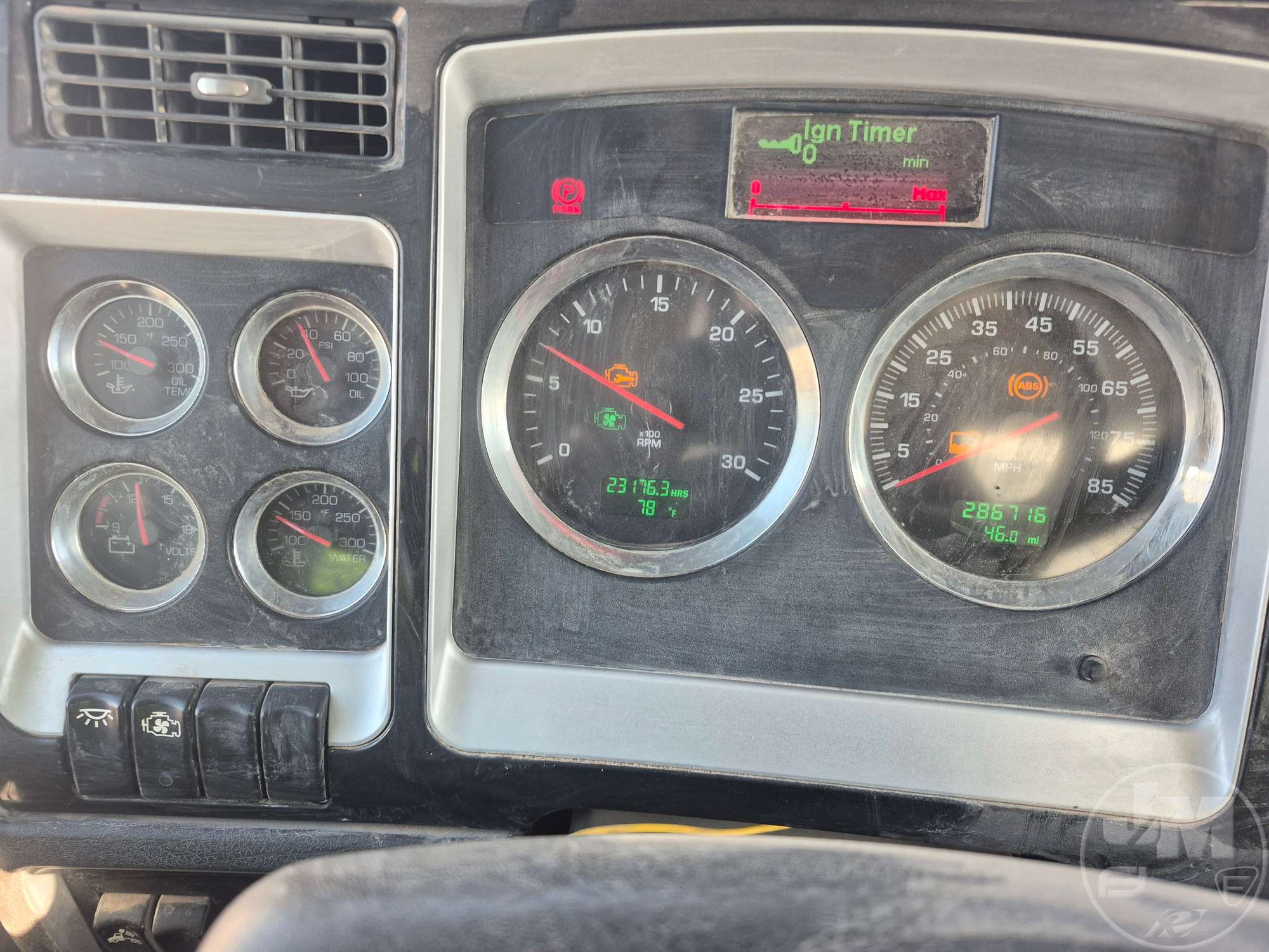 2011 Kenworth T800