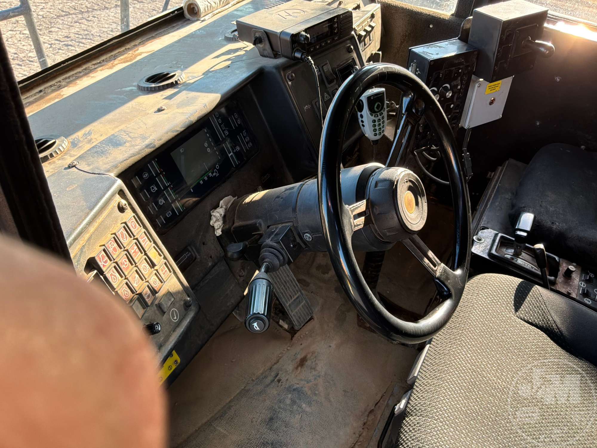 2000 Komatsu 530M
