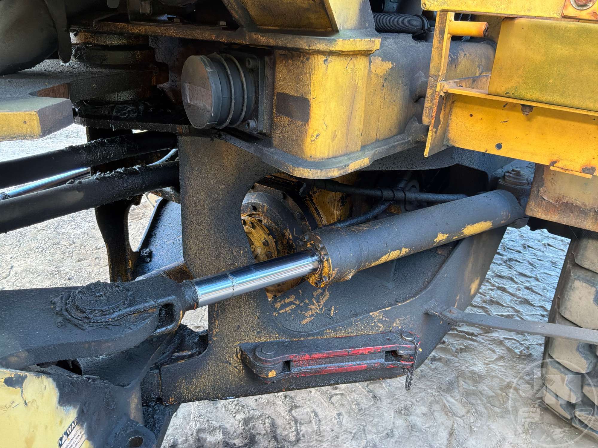 1999 Volvo L120C
