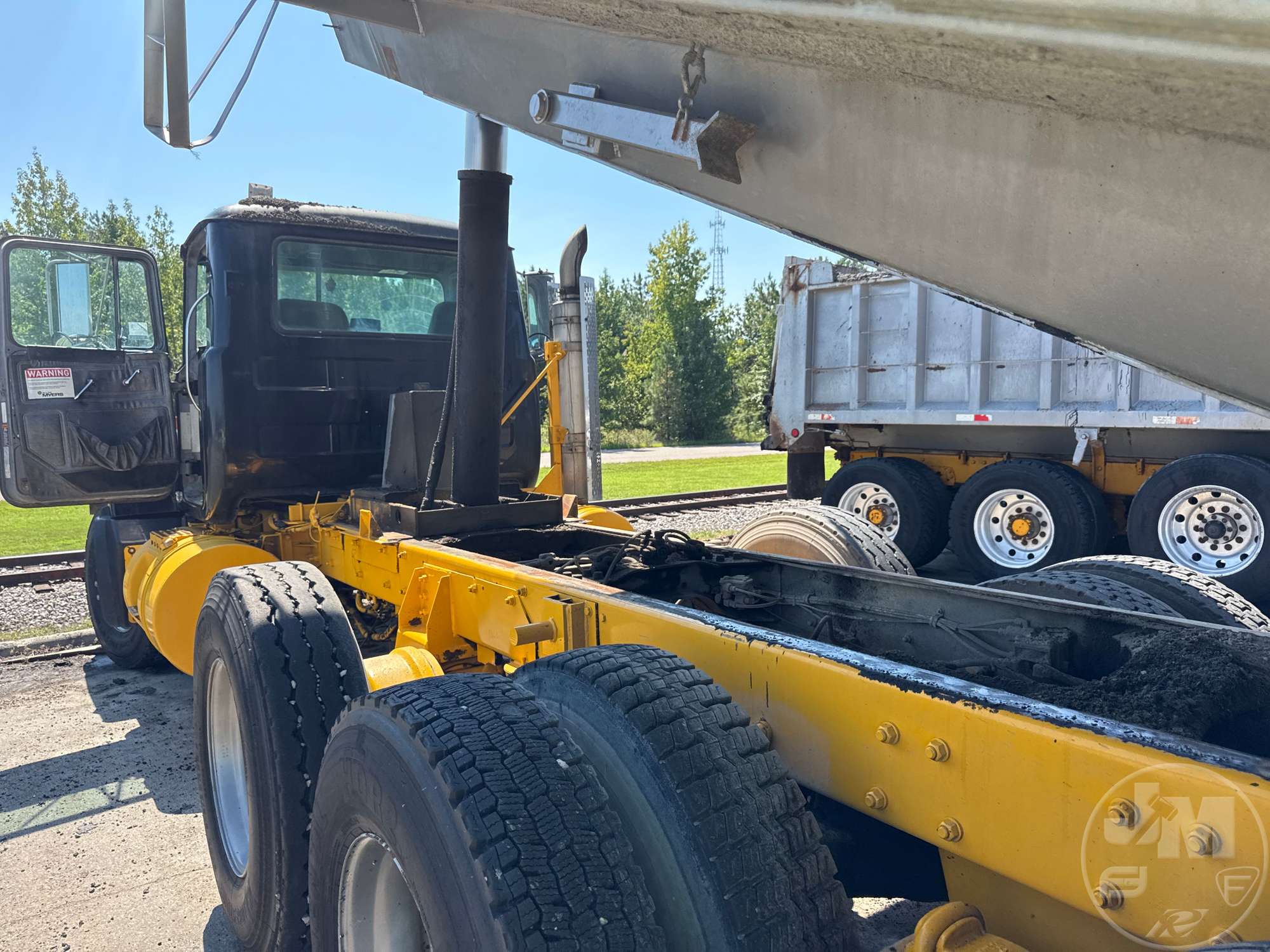 1996 Mack RD688S