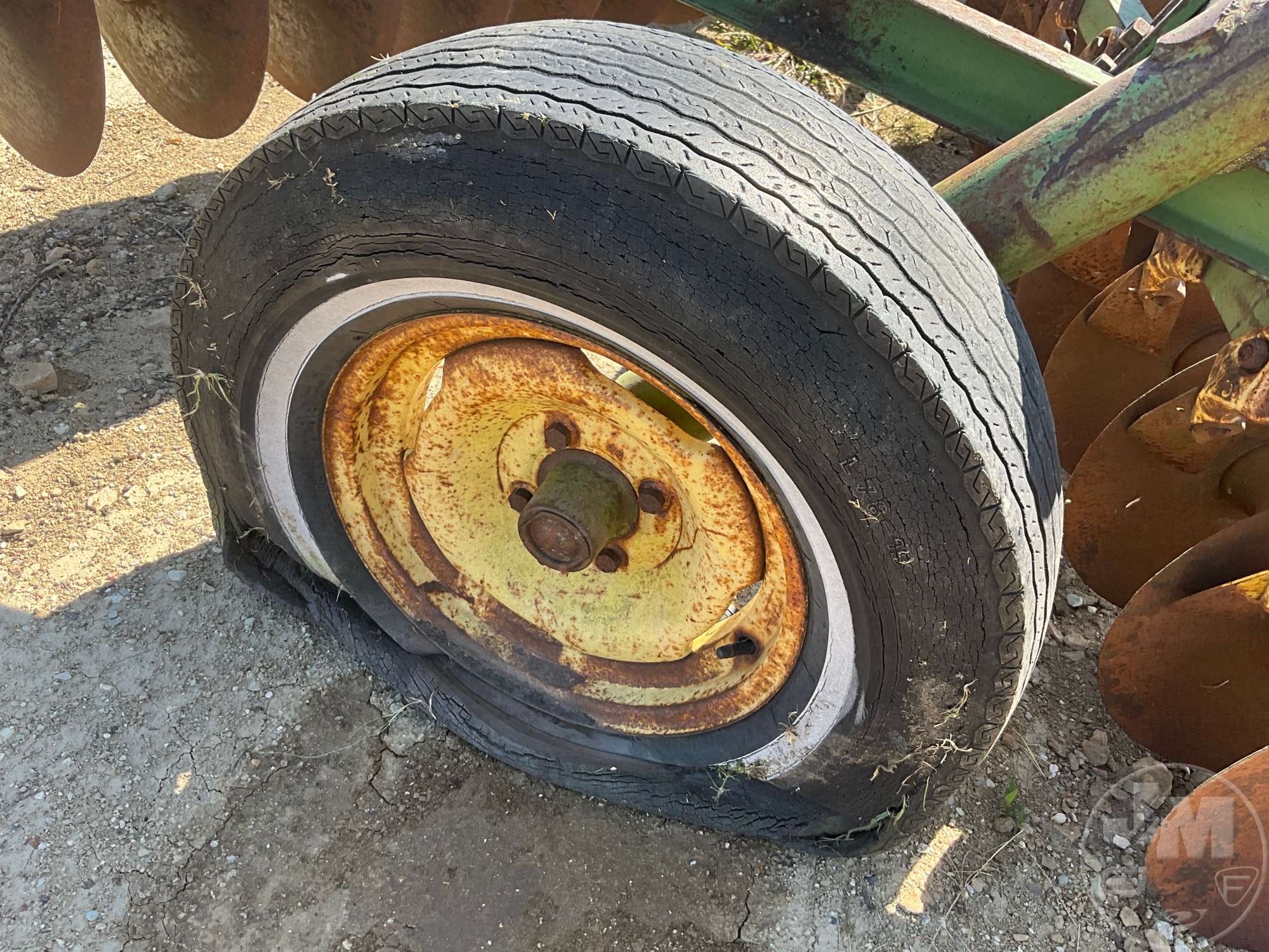 0 John Deere 12â€™ TANDEM OFFSET