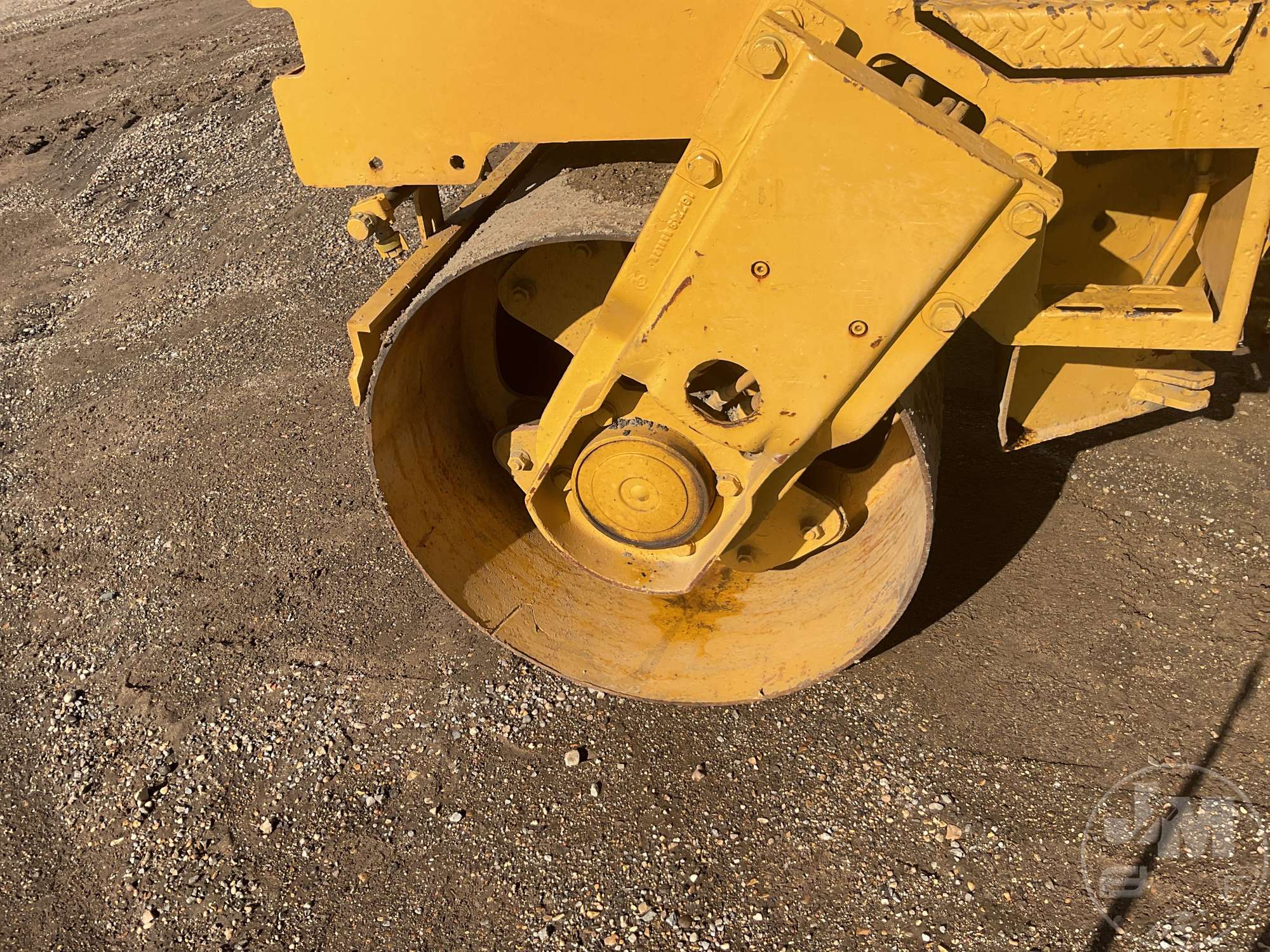 1998 Caterpillar CB224C