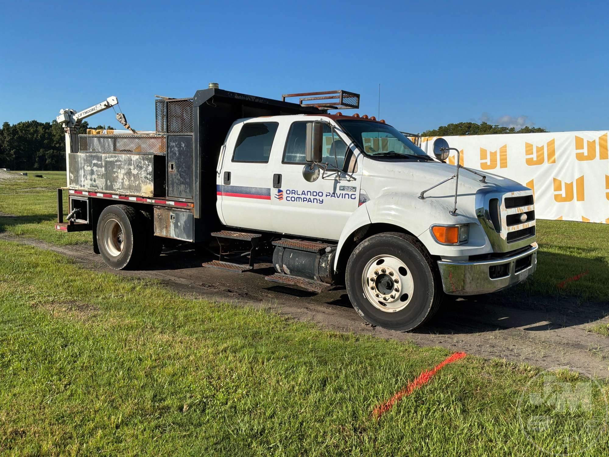 2009 Ford F-650XL SD CREW CAB