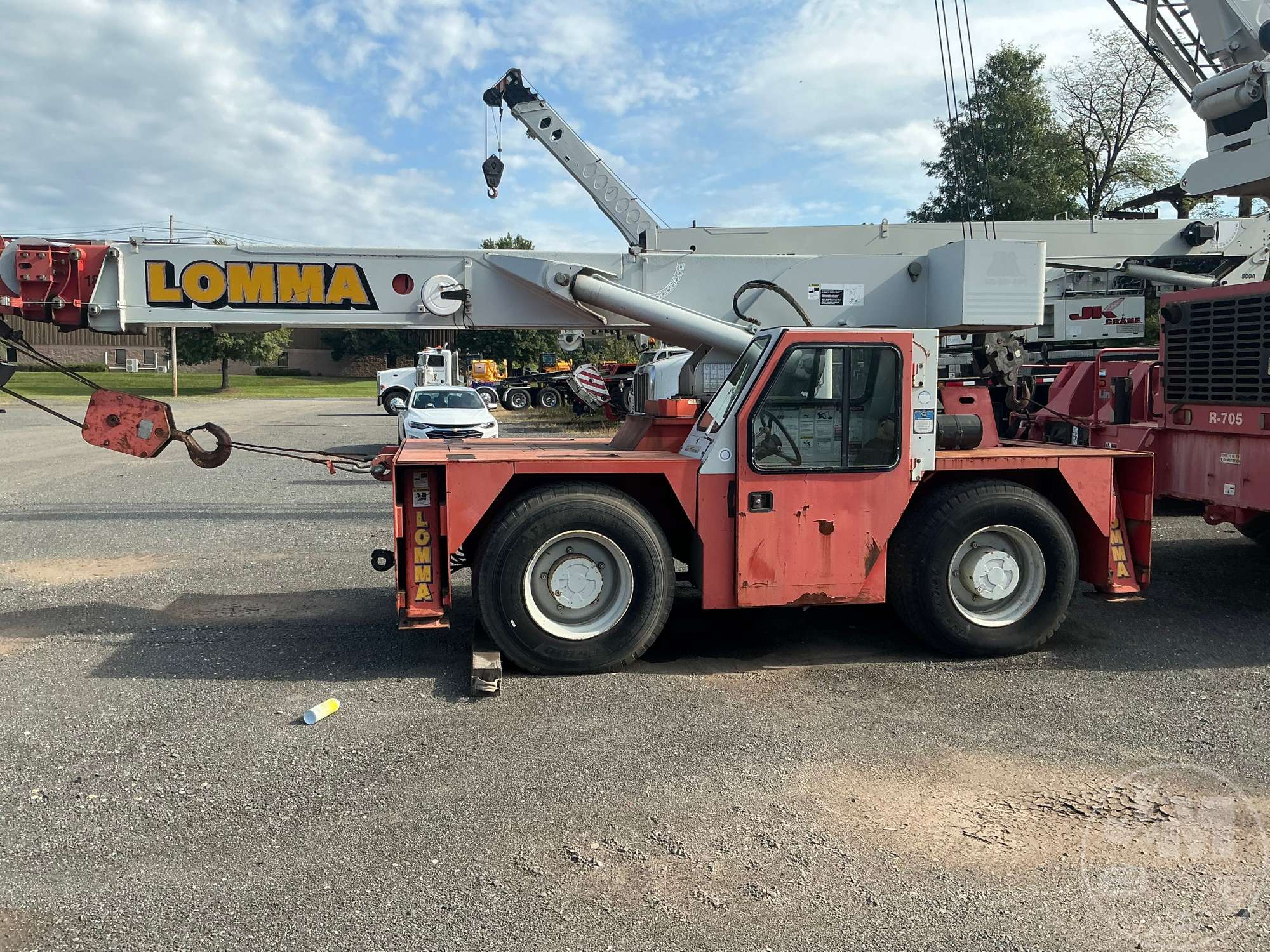 2004 Shuttlelift 5560B