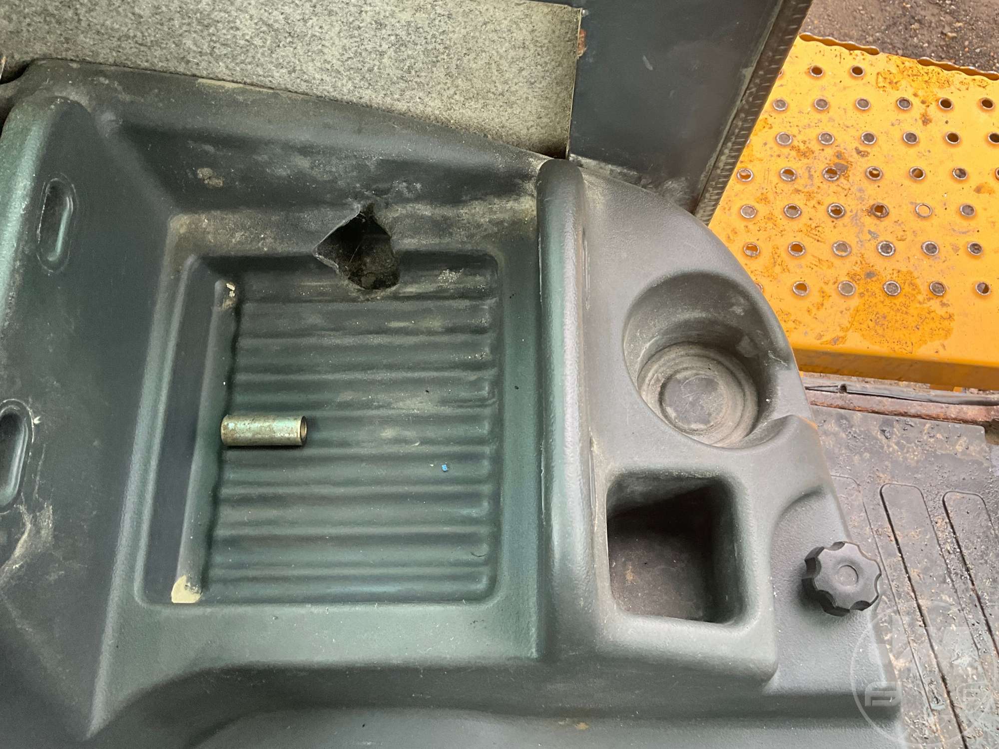 2012 John Deere 744K