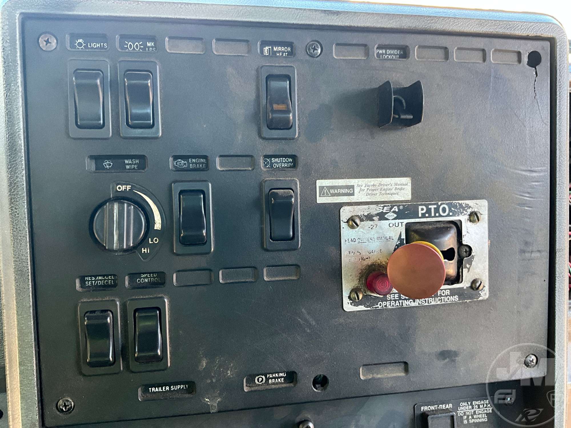 1996 Mack CH