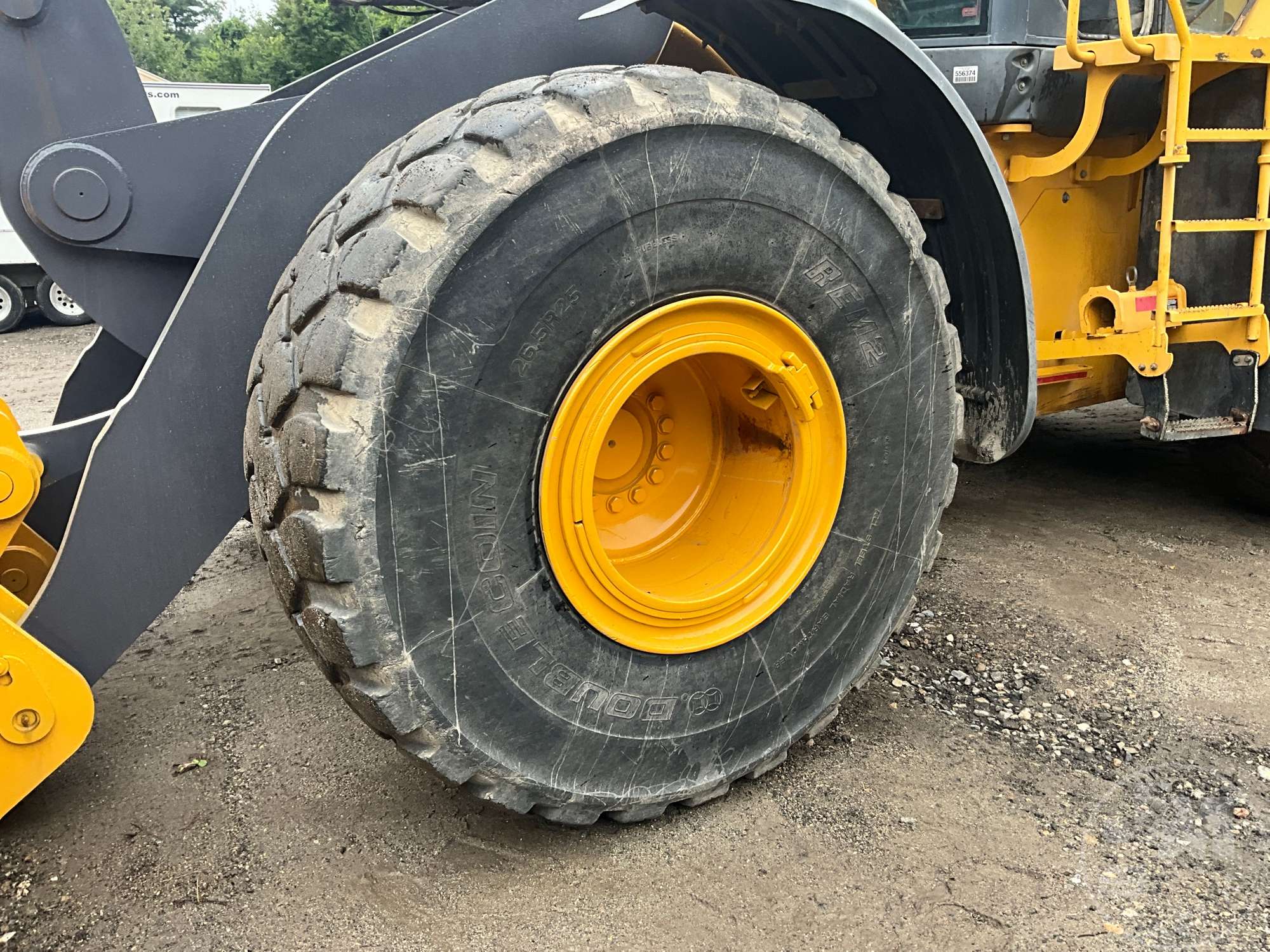 2012 John Deere 744K
