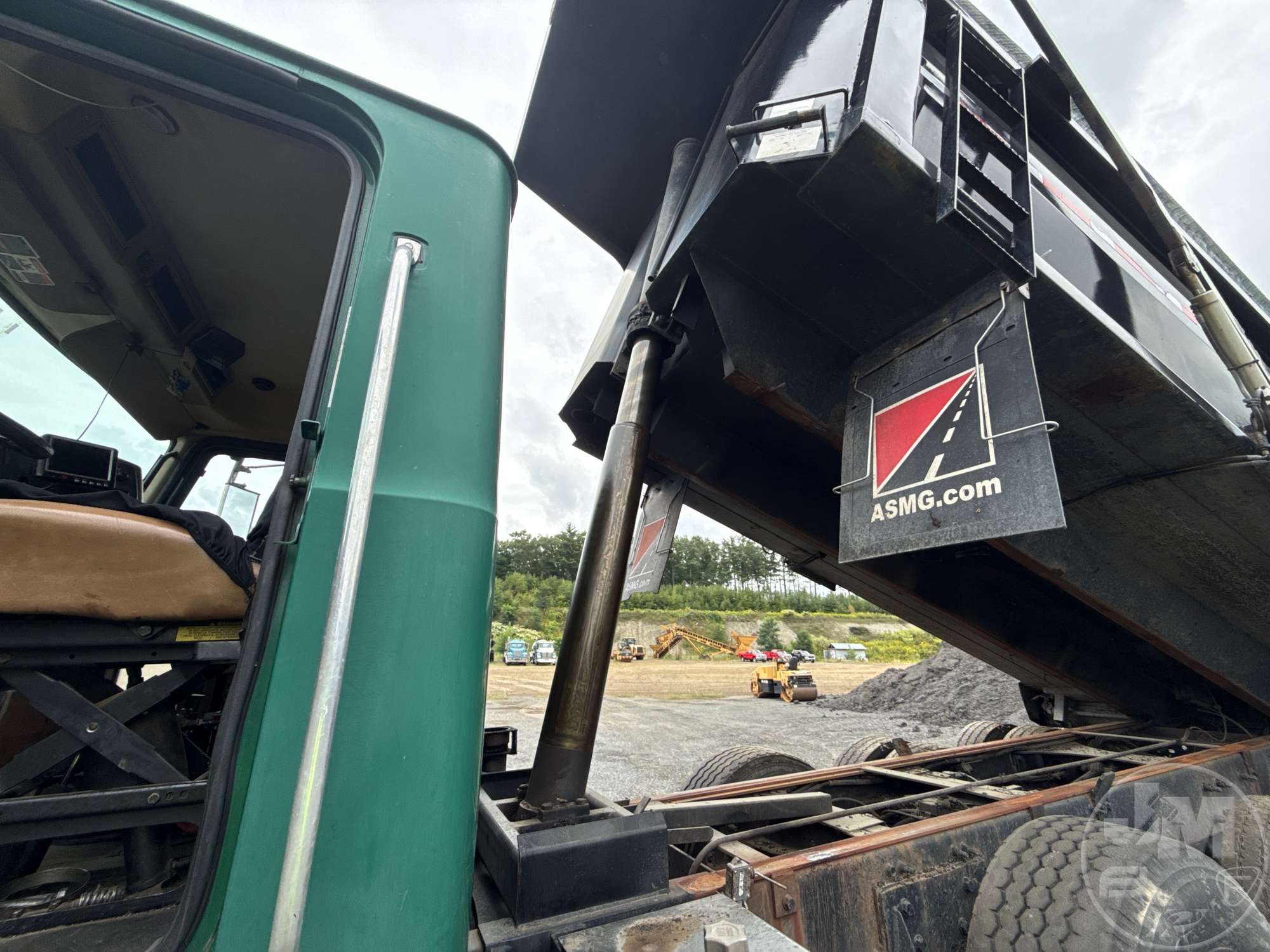 2007 Mack CTP GRANITE