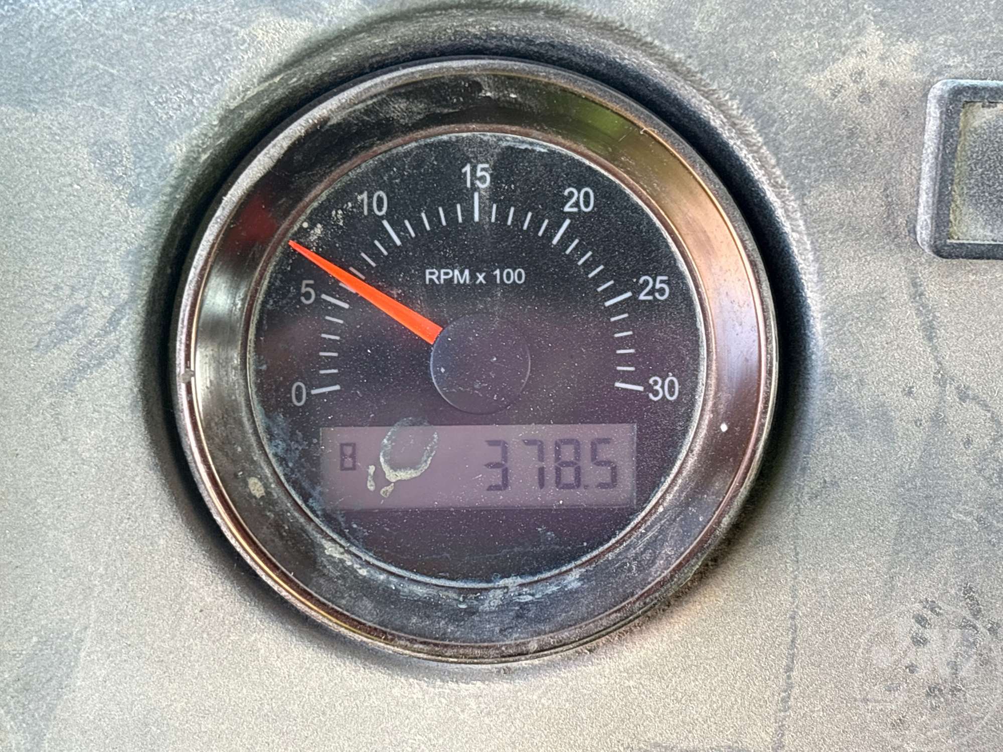 2001 Mack DM690S