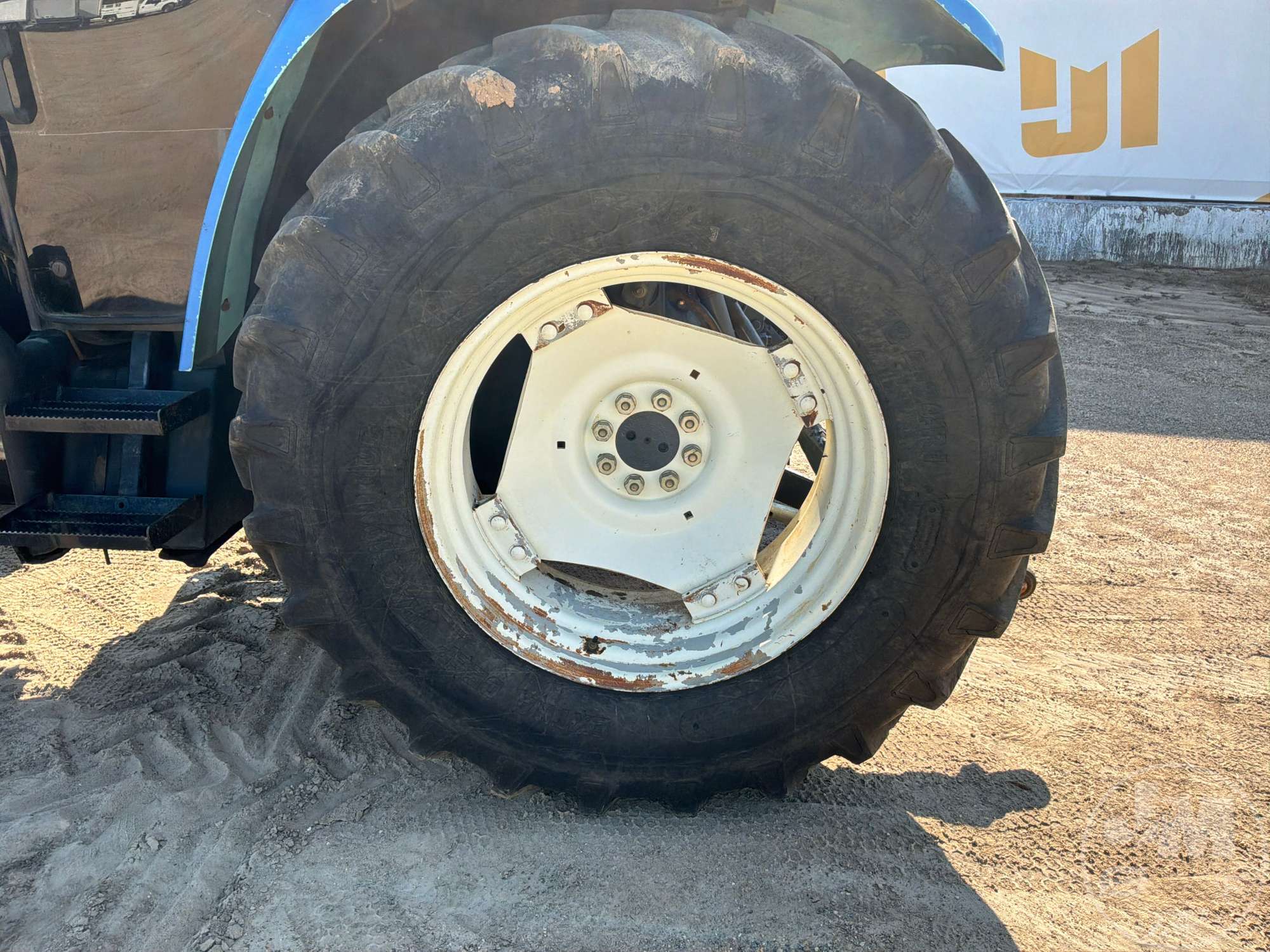 0 New Holland TS110