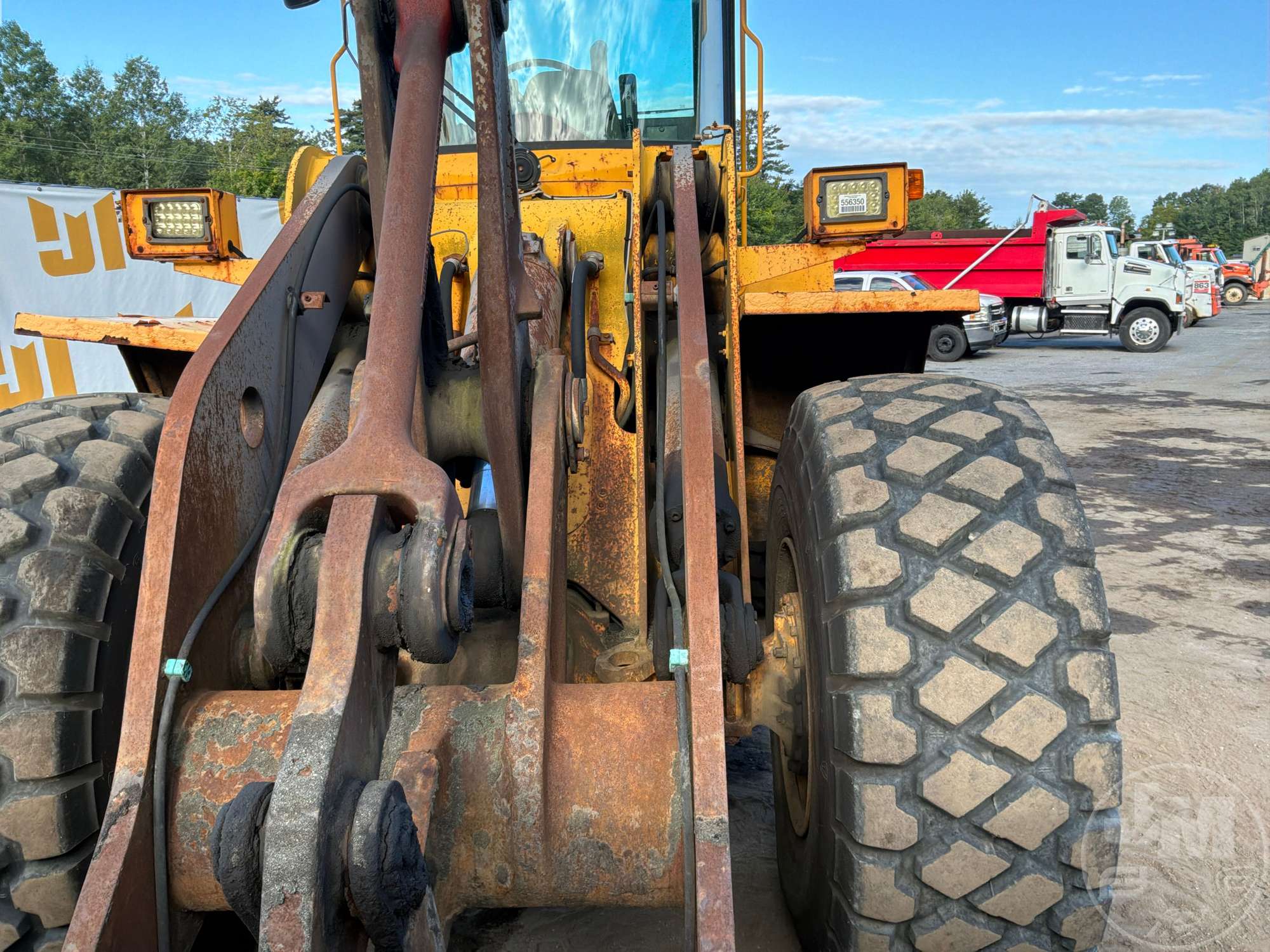 1999 Volvo L120C