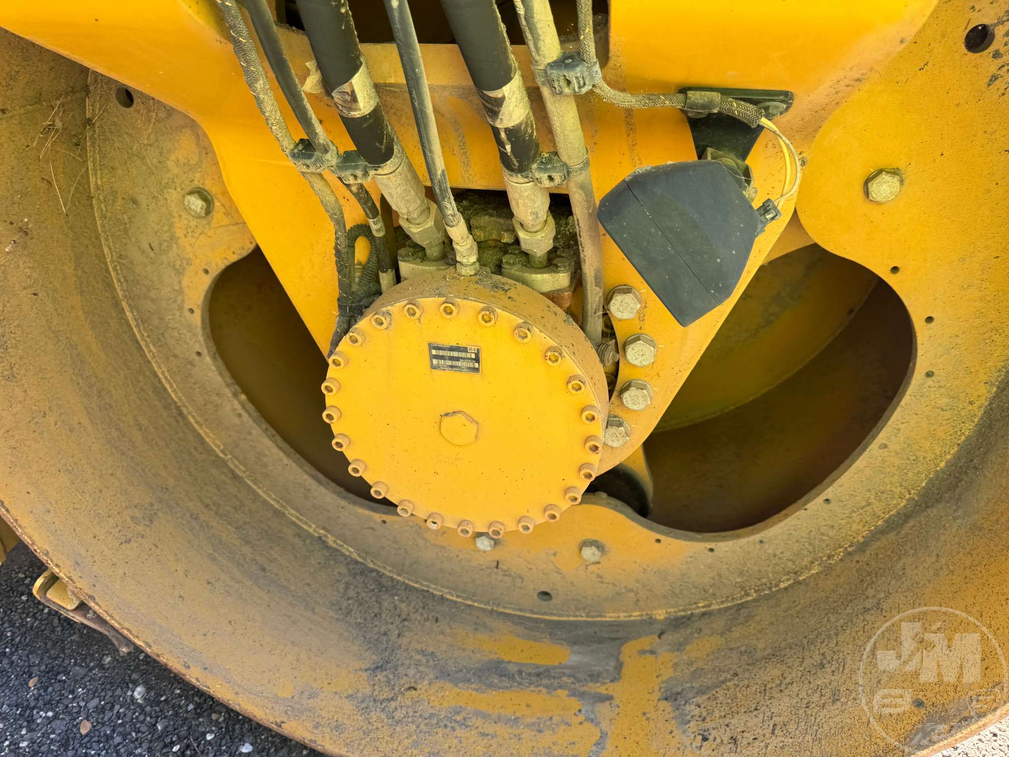 2016 Caterpillar CB54B