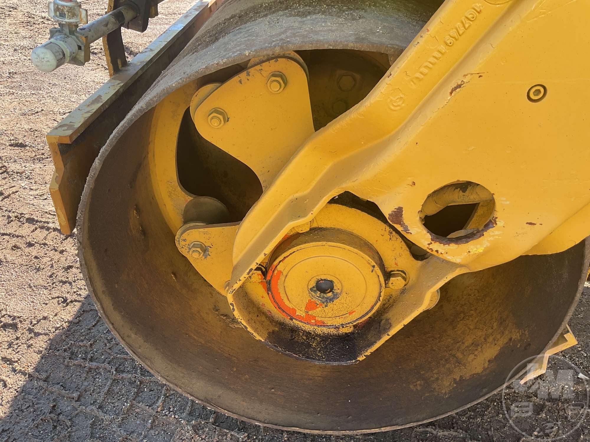 1998 Caterpillar CB224C