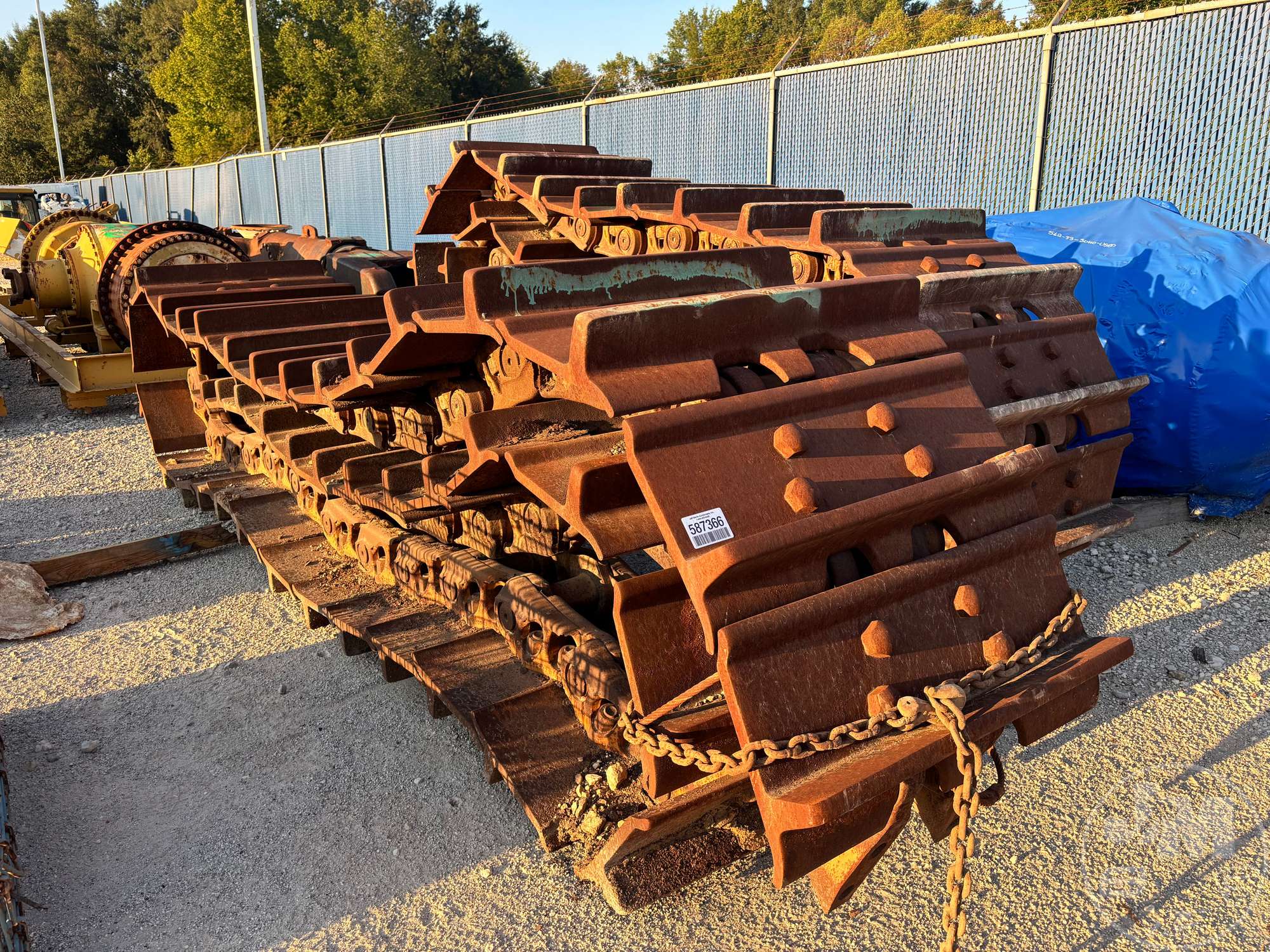 0 Caterpillar 32 INCH TRACKS TO FIT D11T