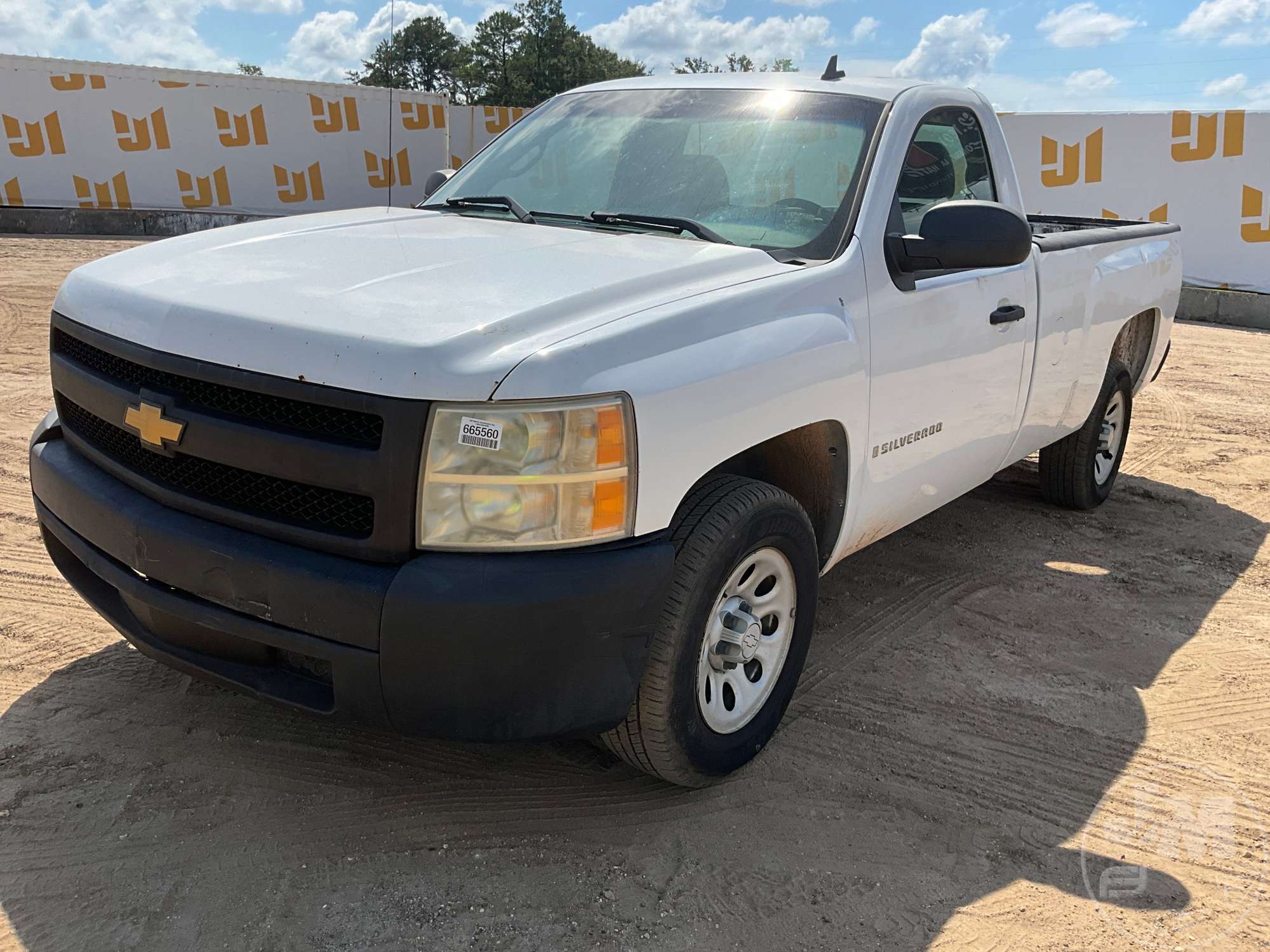 Photo of 2007 Chevrolet Silverado