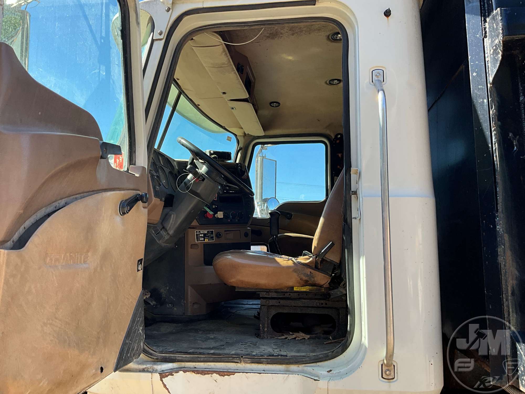 2012 Mack GU GRANITE