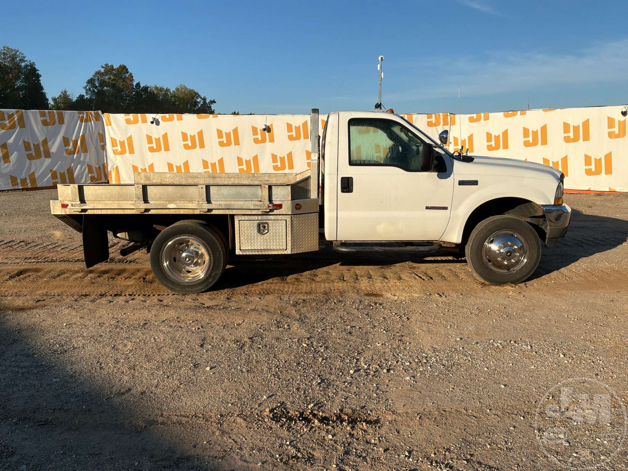 2004 Ford F-550