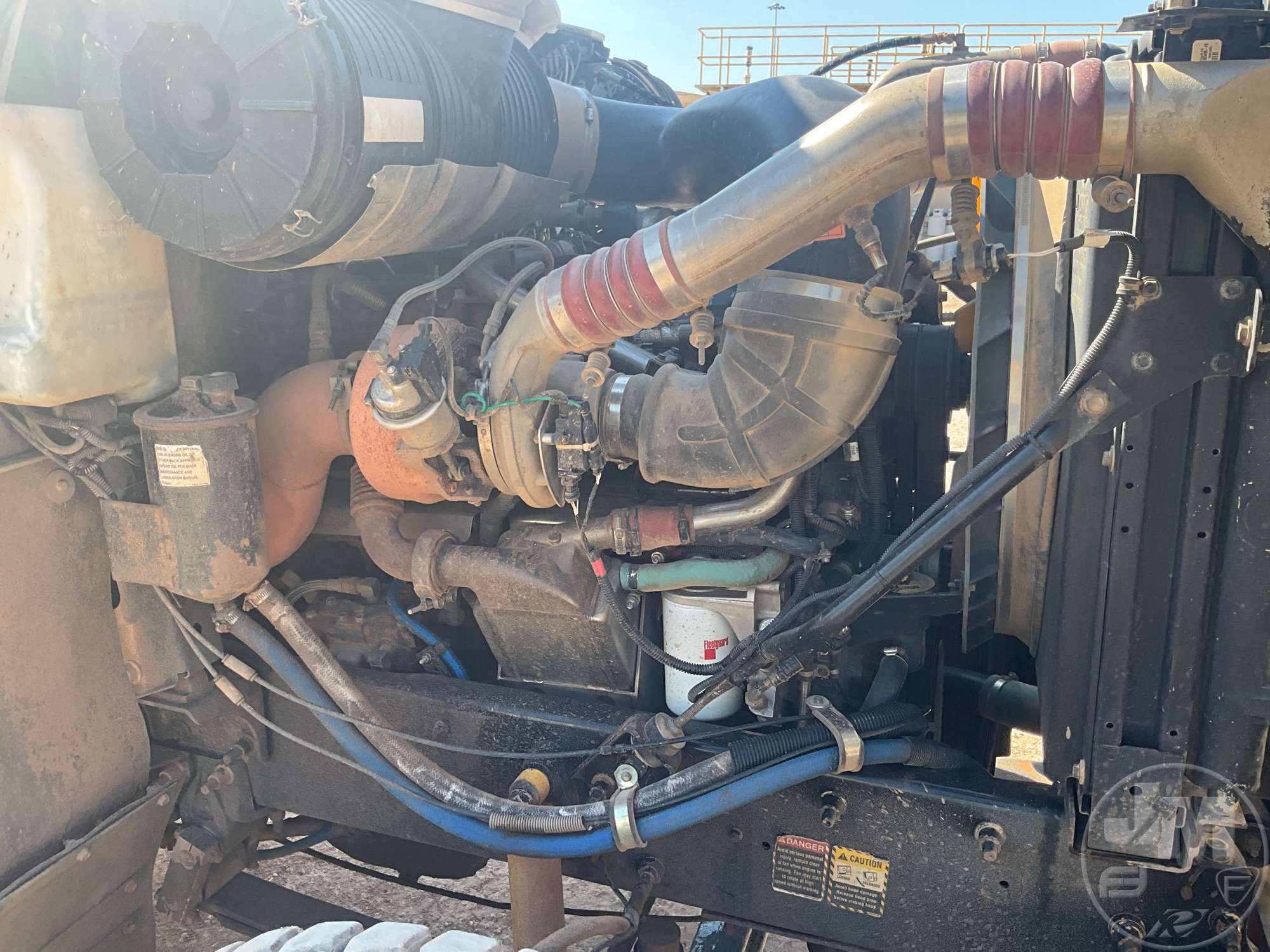 2004 Mack CH613
