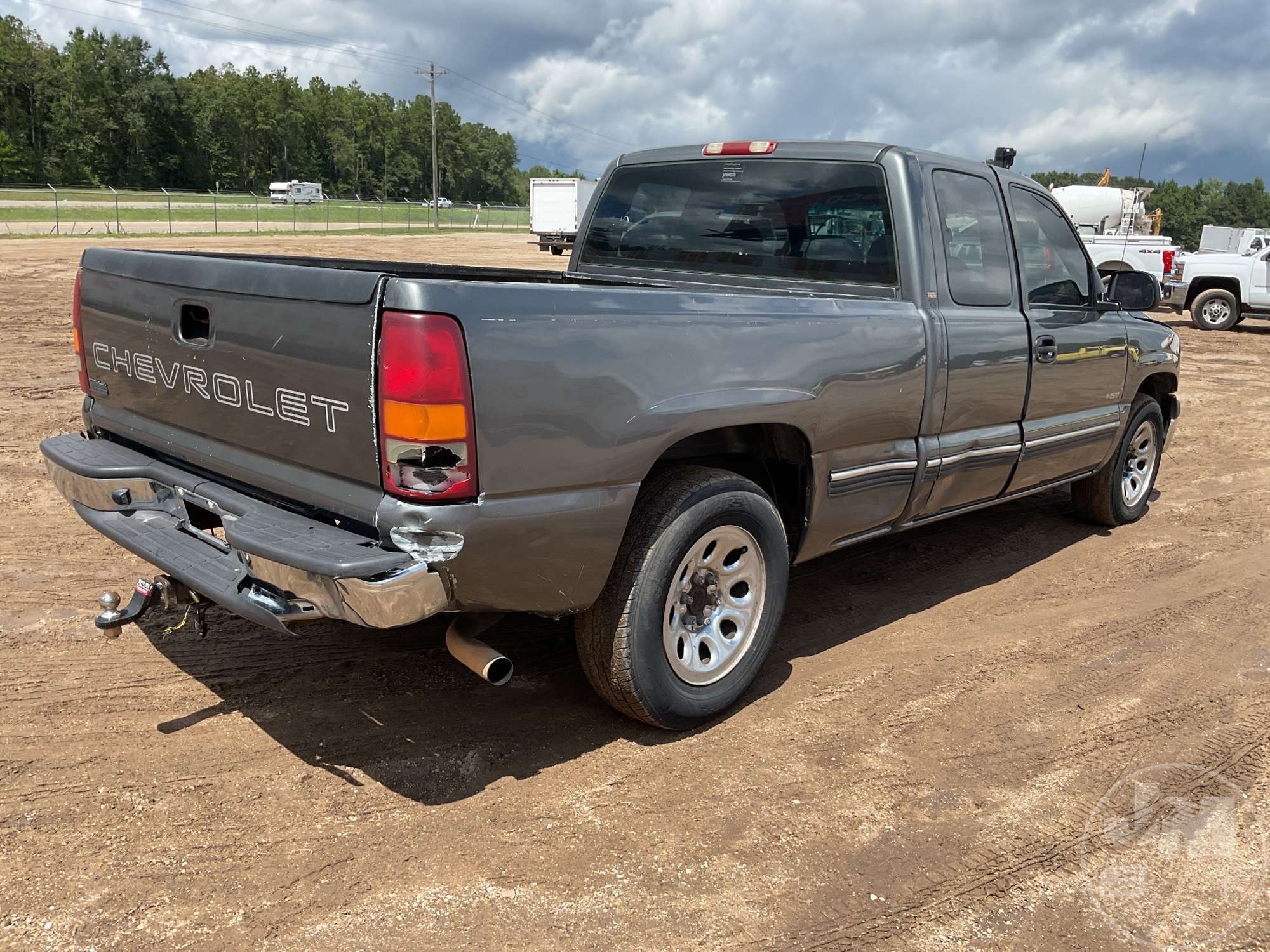 2002 Chevrolet SILVERADO
