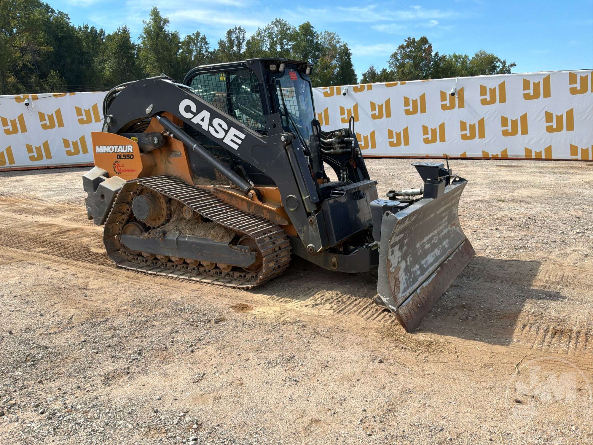2023 Case DL550