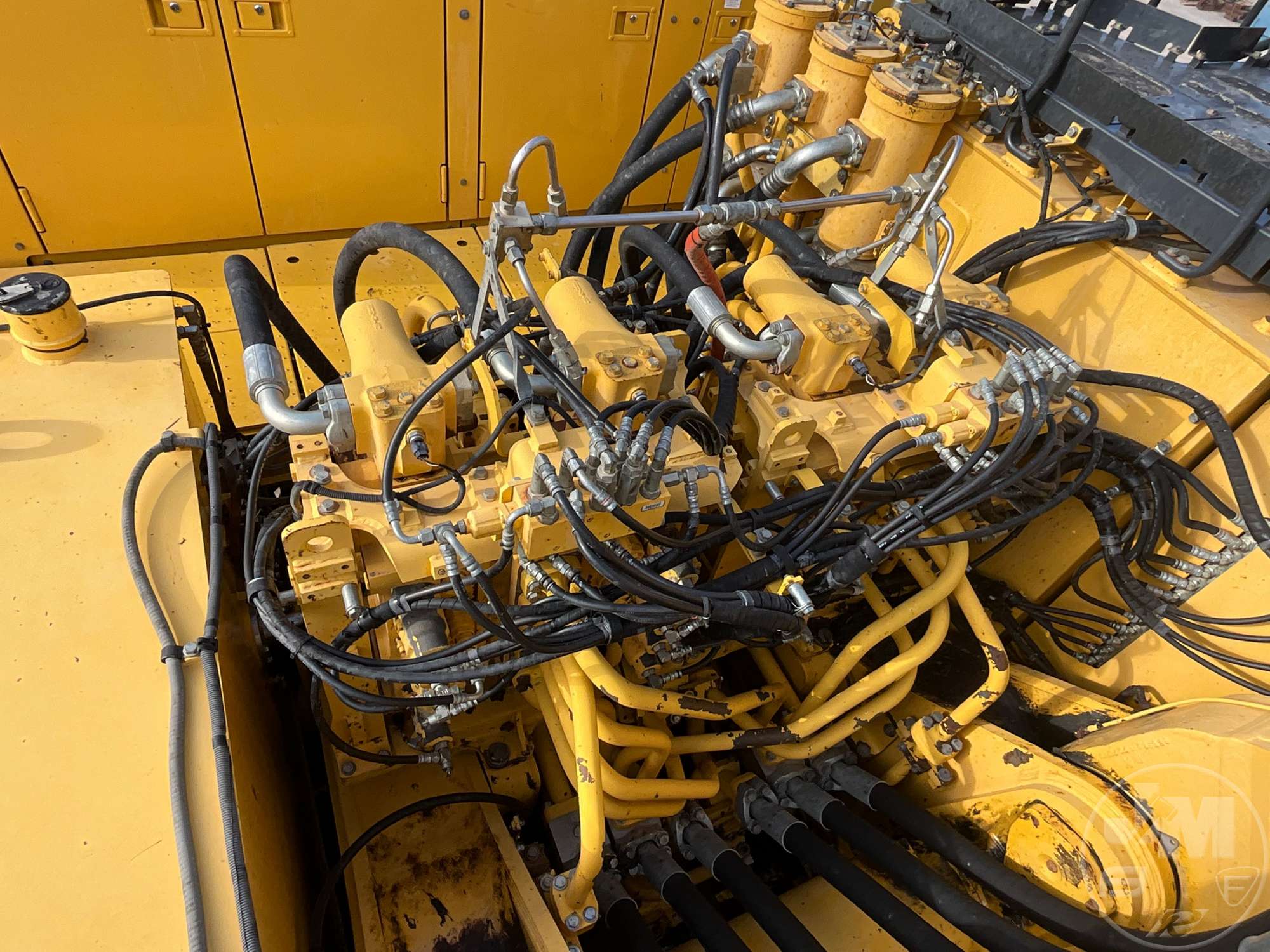 2019 Komatsu PC2000-11