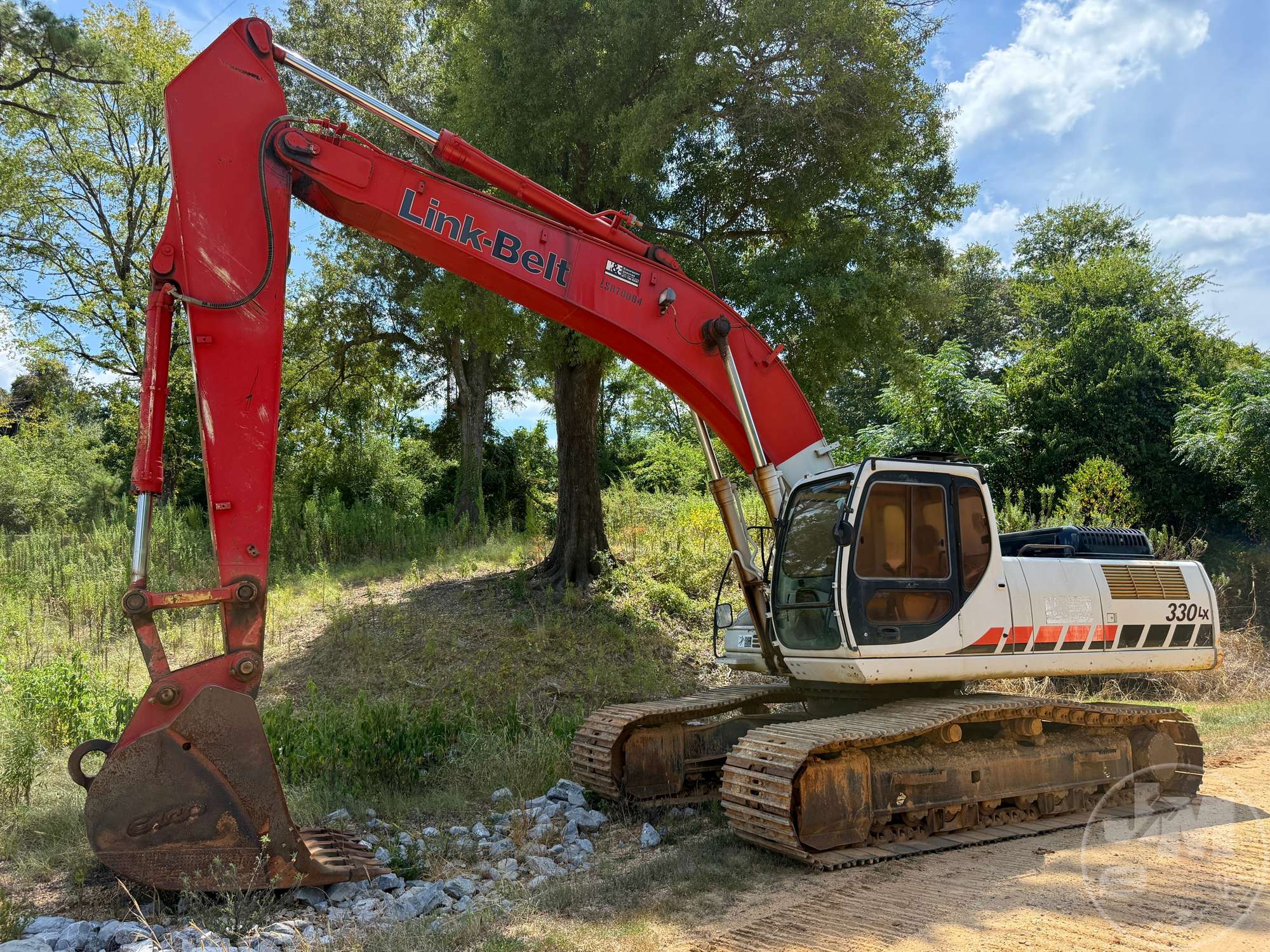 Photo of 2016 Link-Belt 330 LX