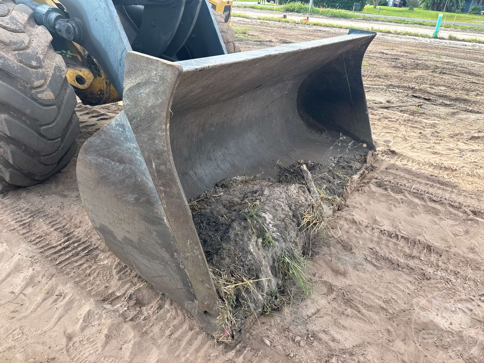 2005 John Deere 624J