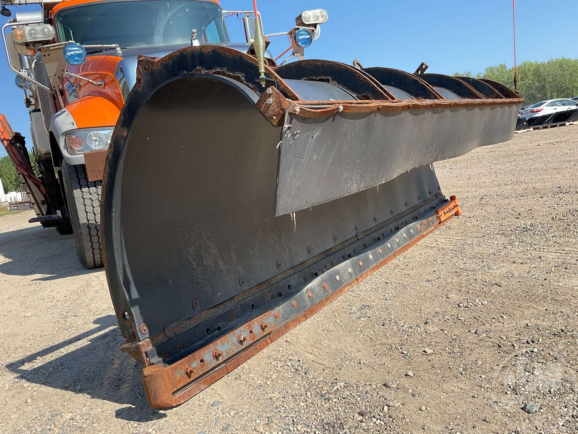 2014 Mack GU GRANITE