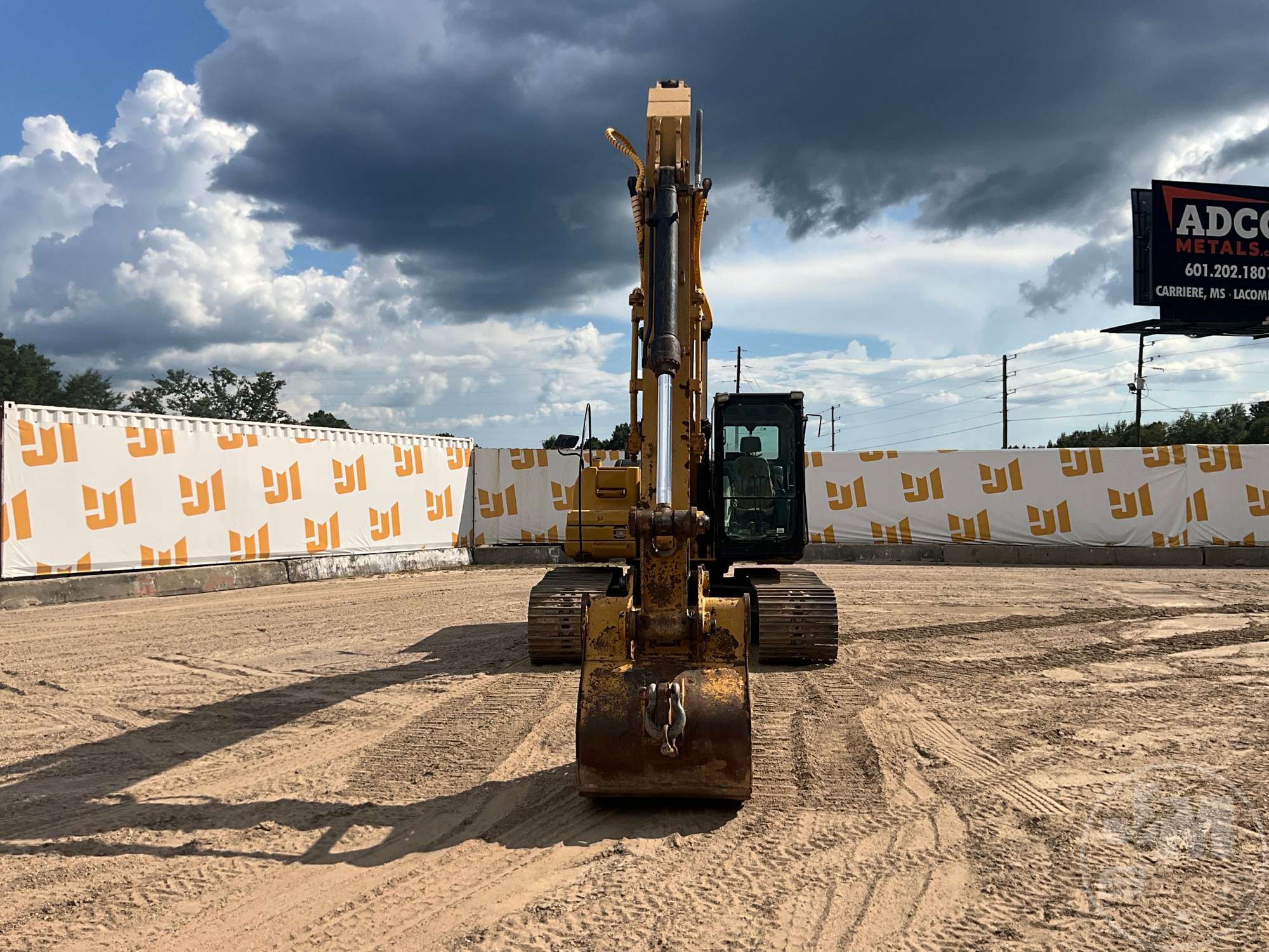 2011 Caterpillar 320DL