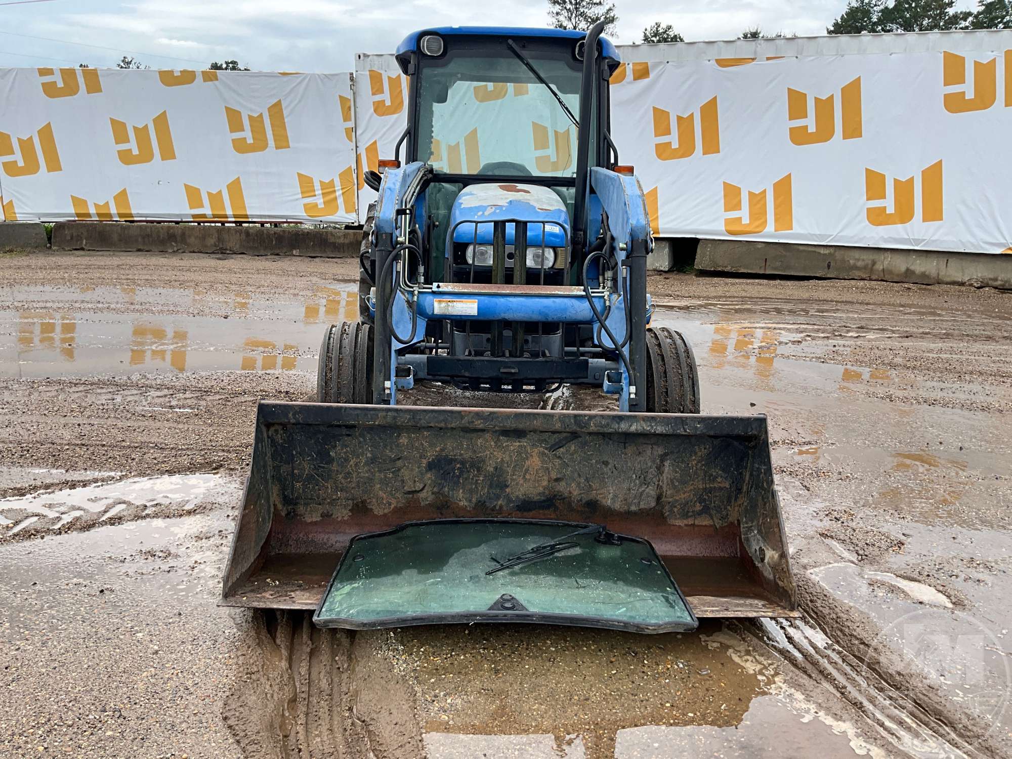 0 New Holland TN70D