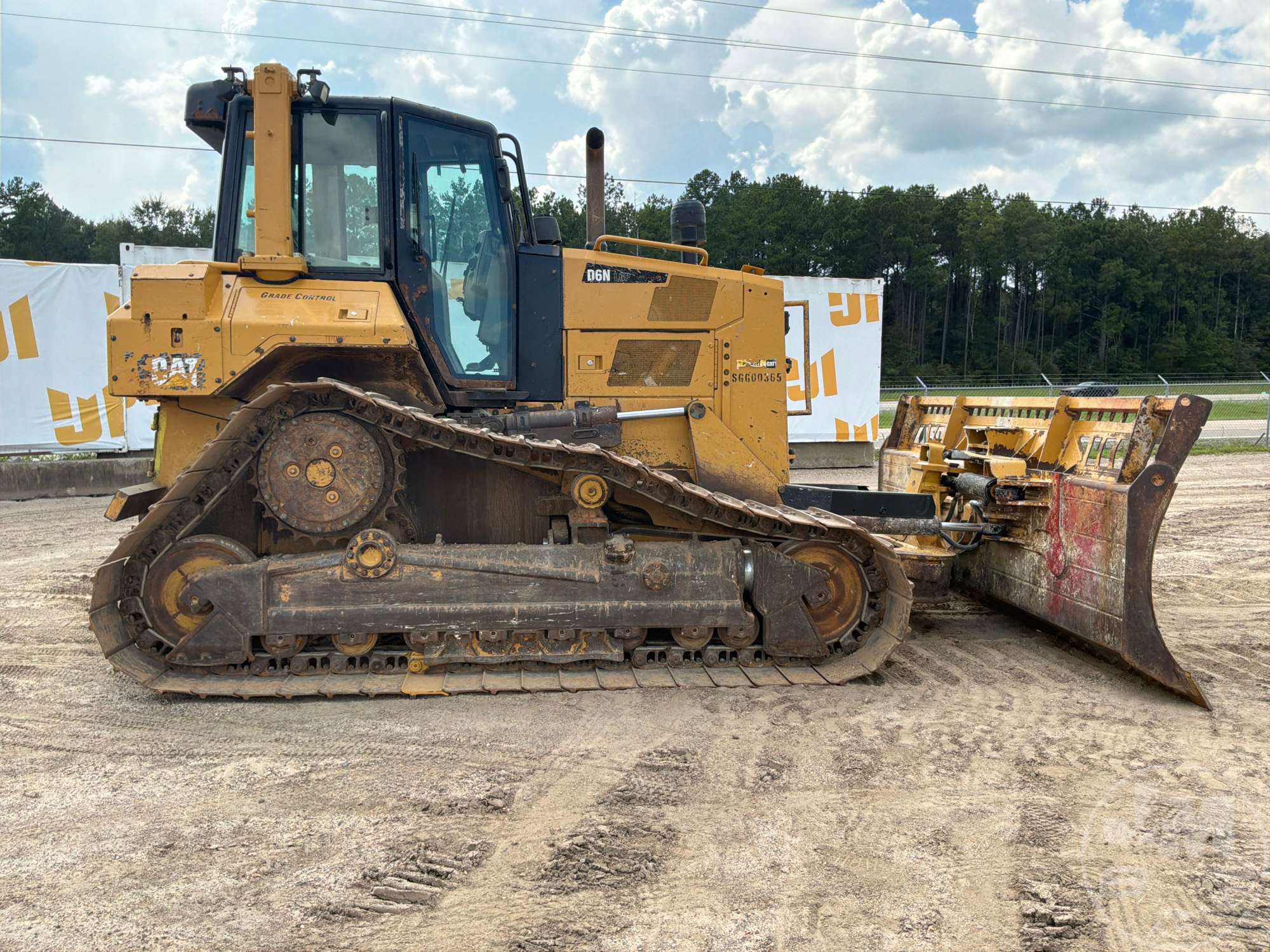 2018 Caterpillar D6N LGP