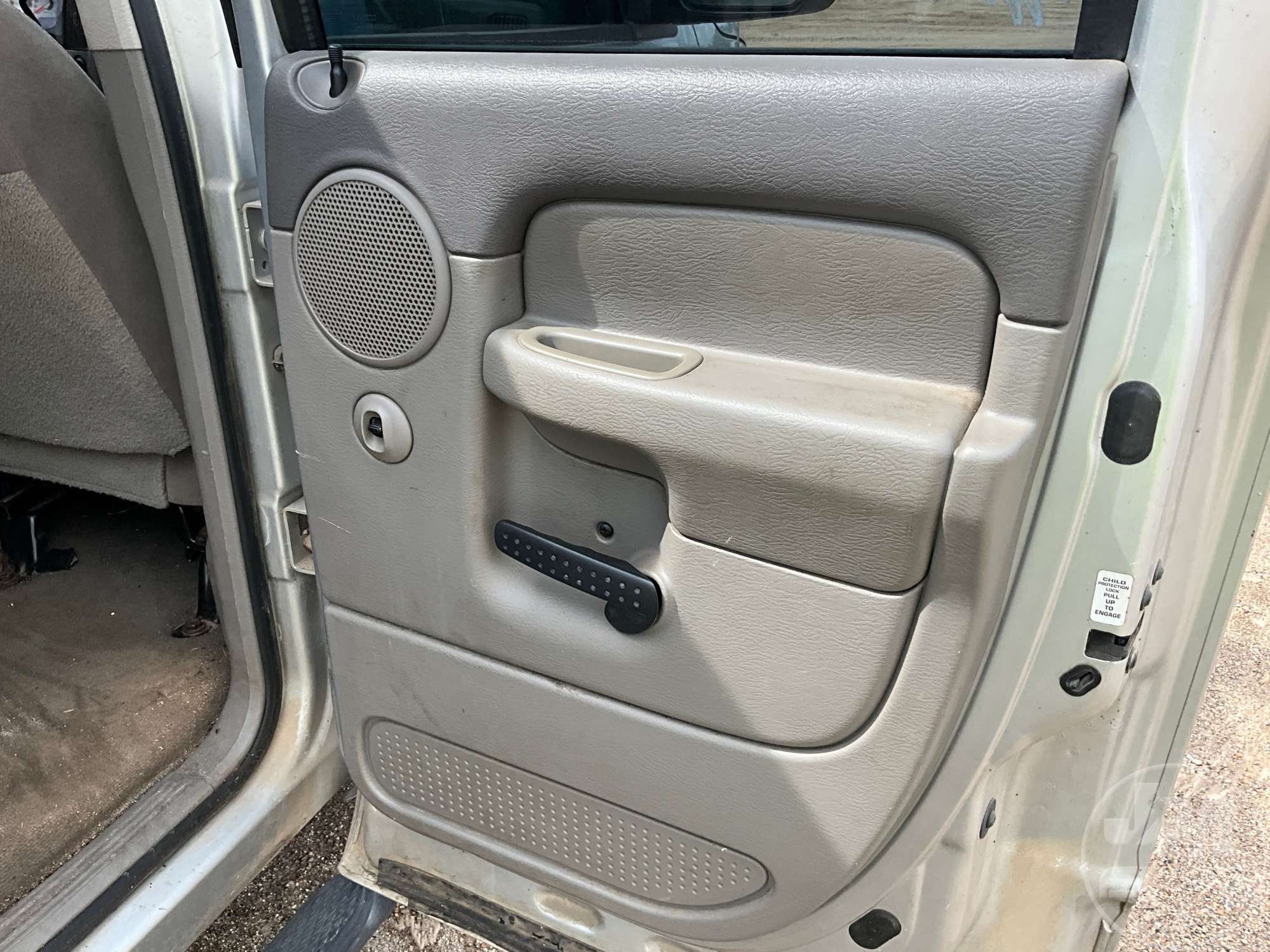 2004 Dodge RAM SLT