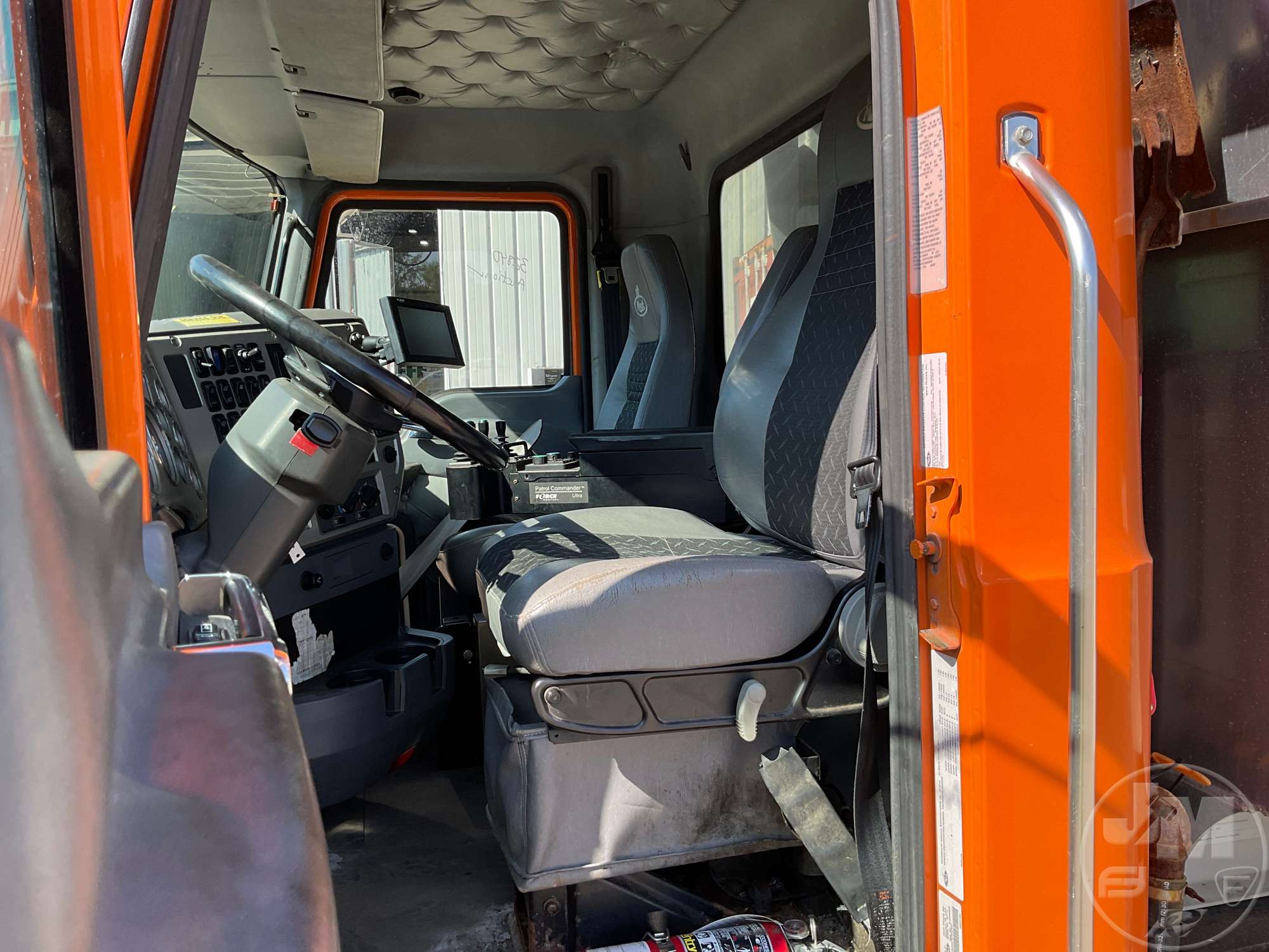 2014 Mack GU GRANITE