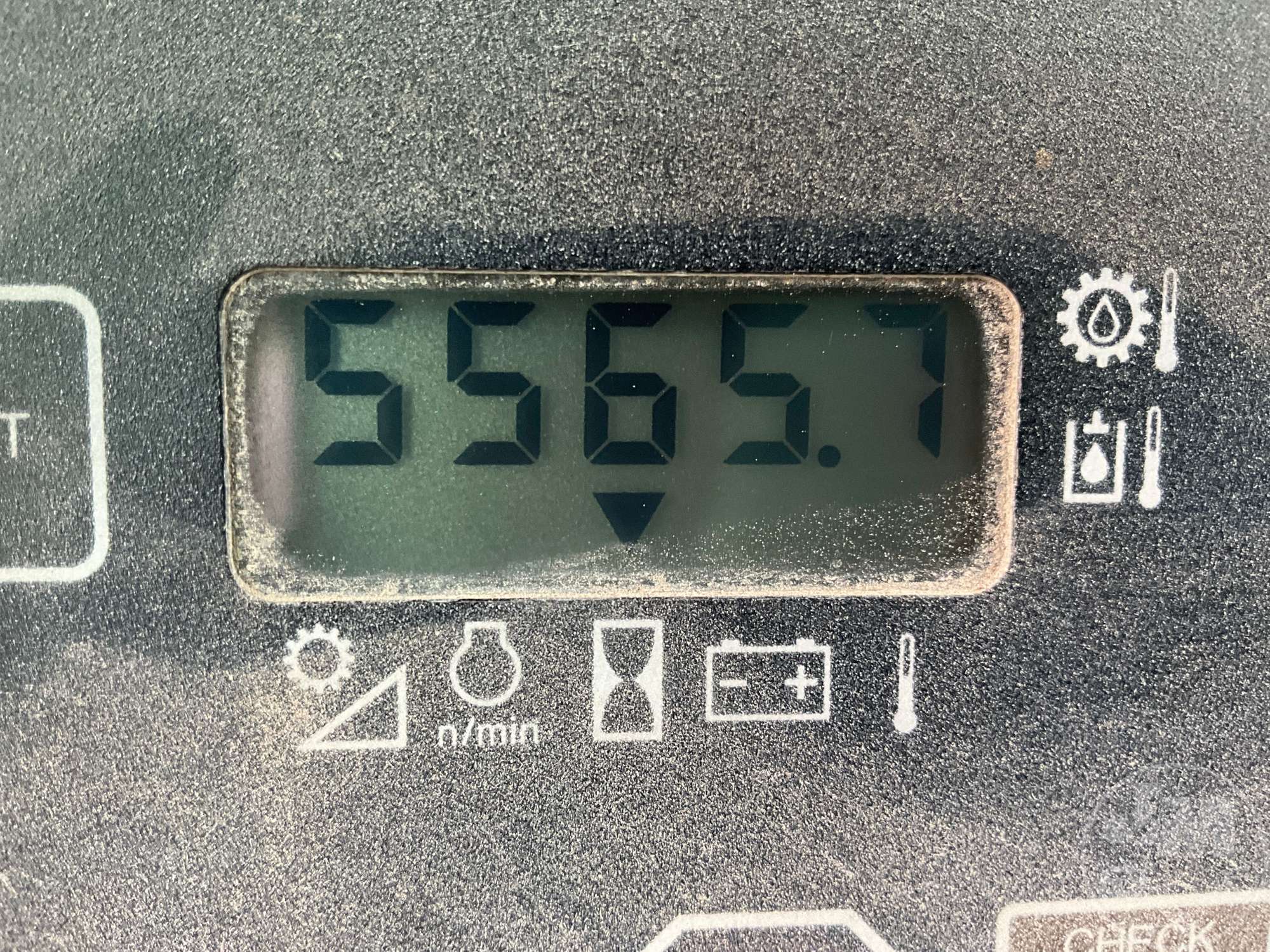 2005 John Deere 450J LT