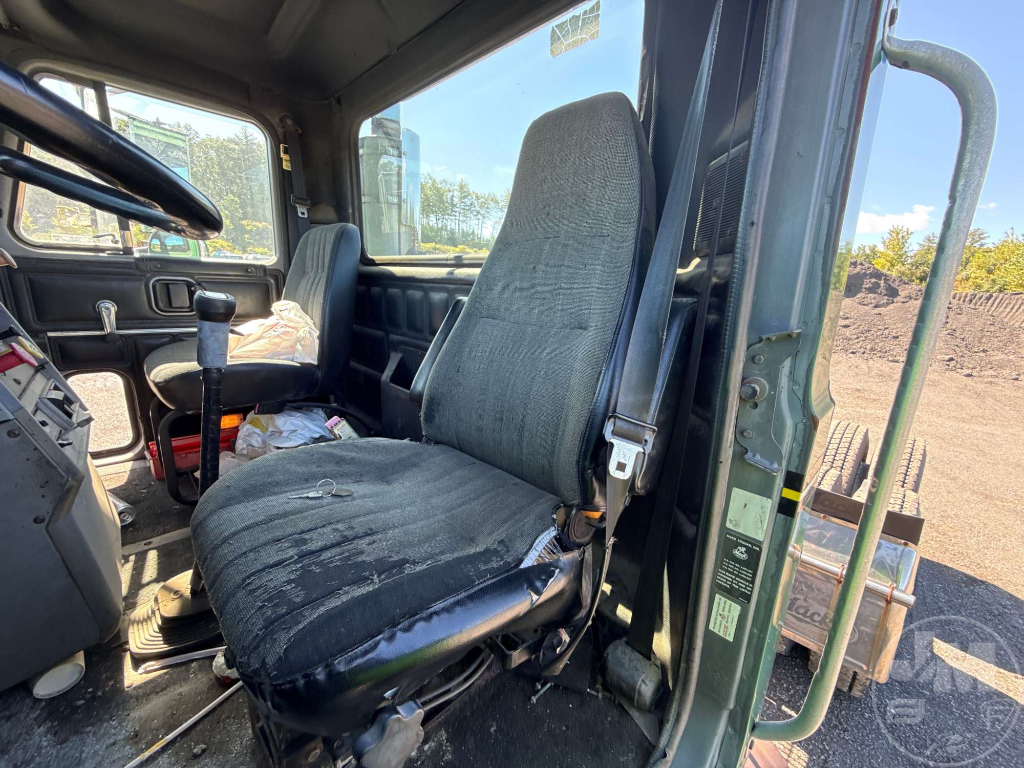 1994 Mack CH 613