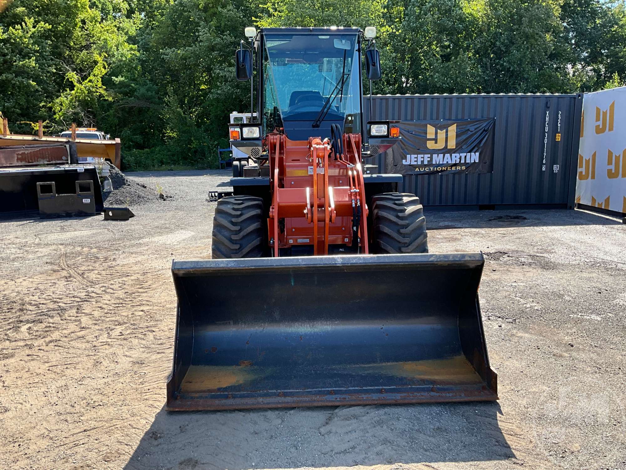 2024 Hitachi ZW80-5B