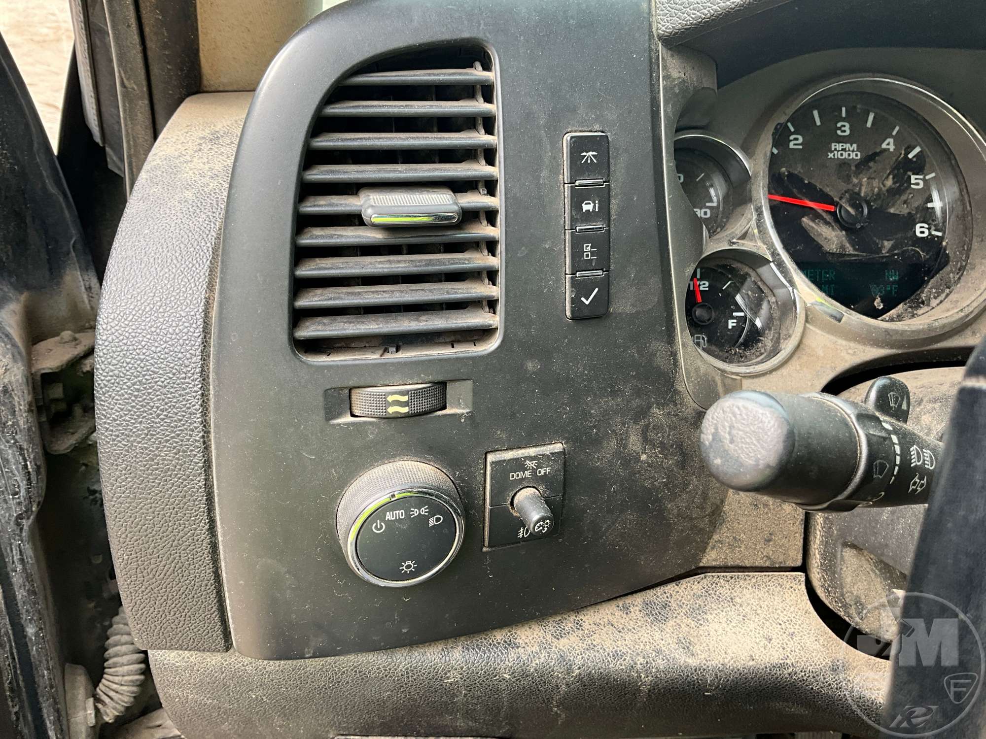 2013 GMC SIERRA