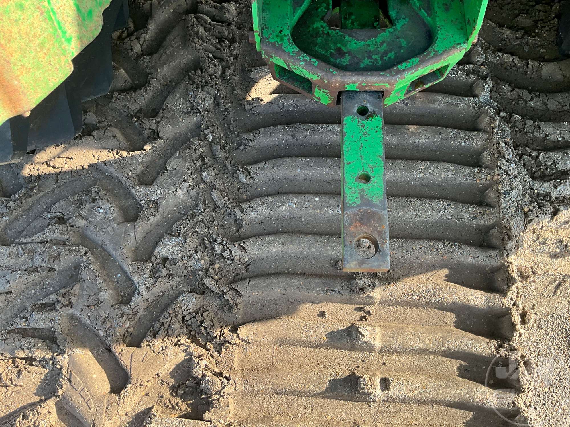 0 John Deere 5100E