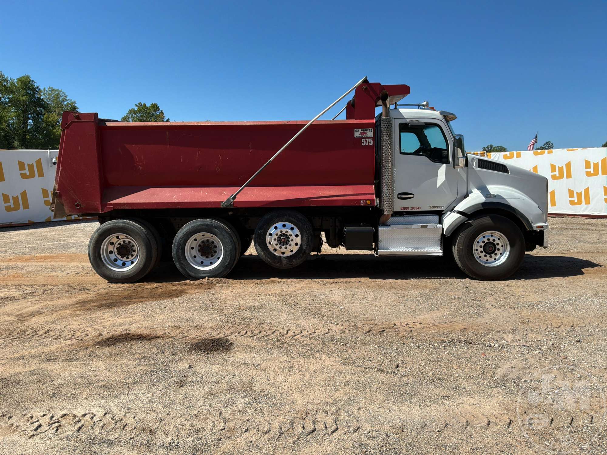 2017 Kenworth T880