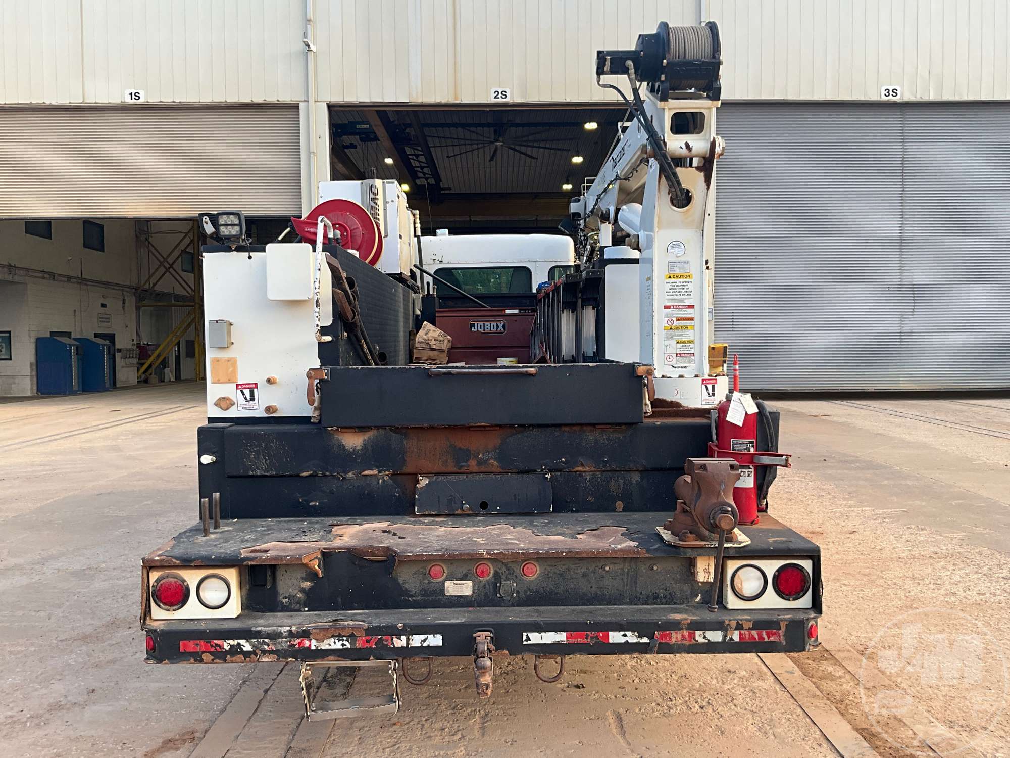 0 Kenworth T3 SERIES