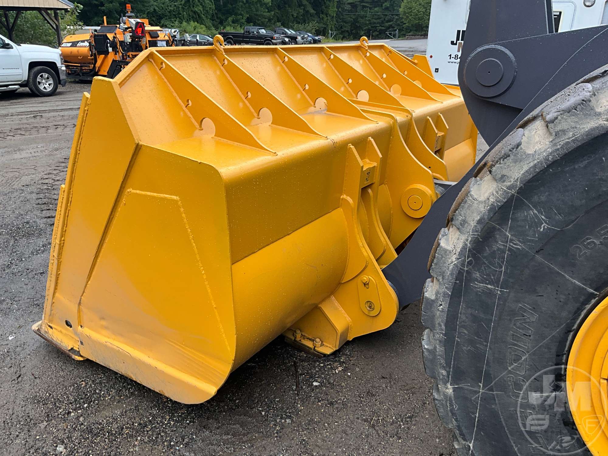 2012 John Deere 744K
